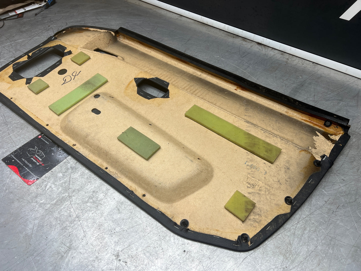 Porsche 944 left black door card for late cars from 85.5 944555017