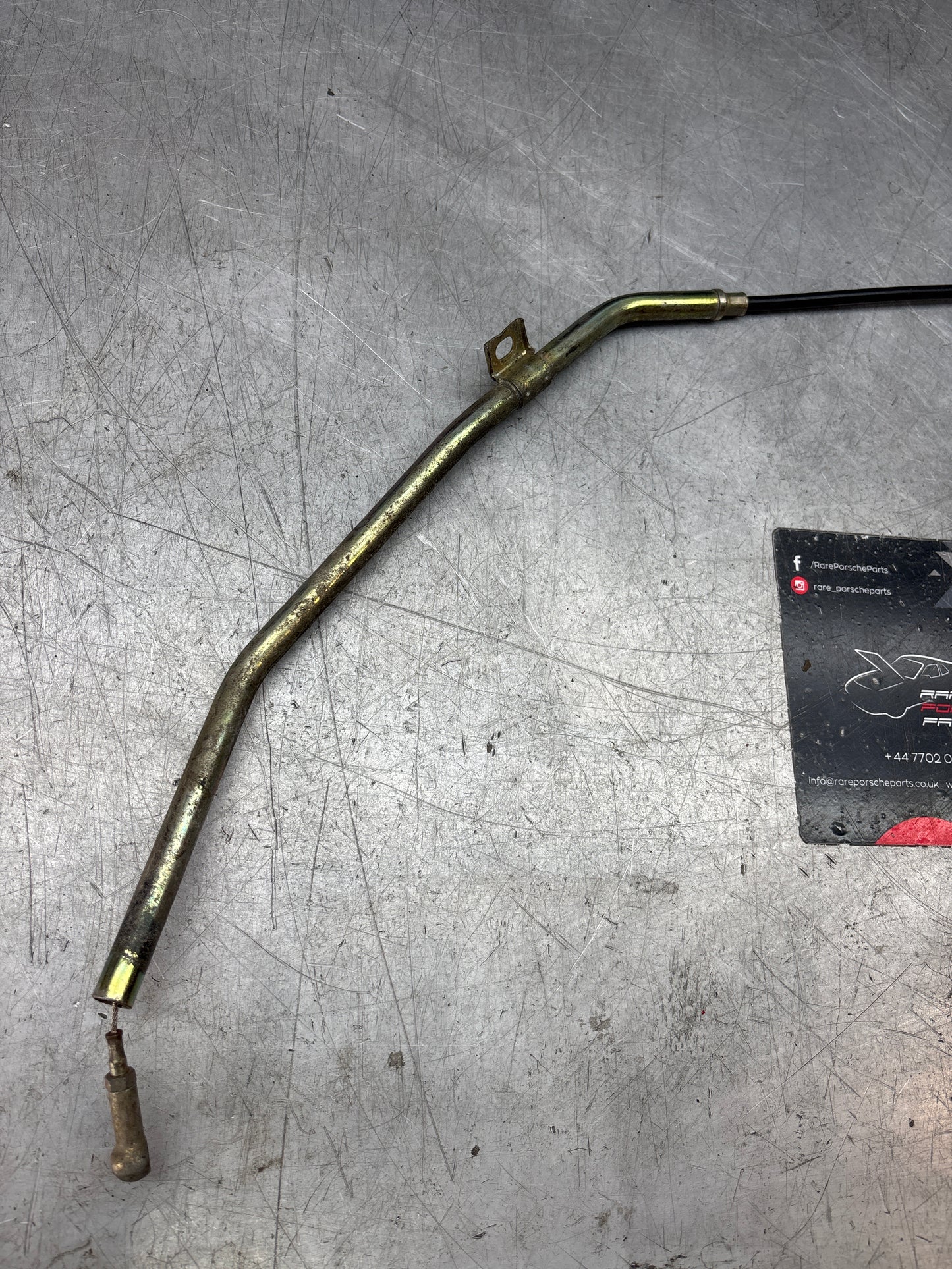Porsche 928 RHD accelerator cable with tube 1978-82, used 92742302305