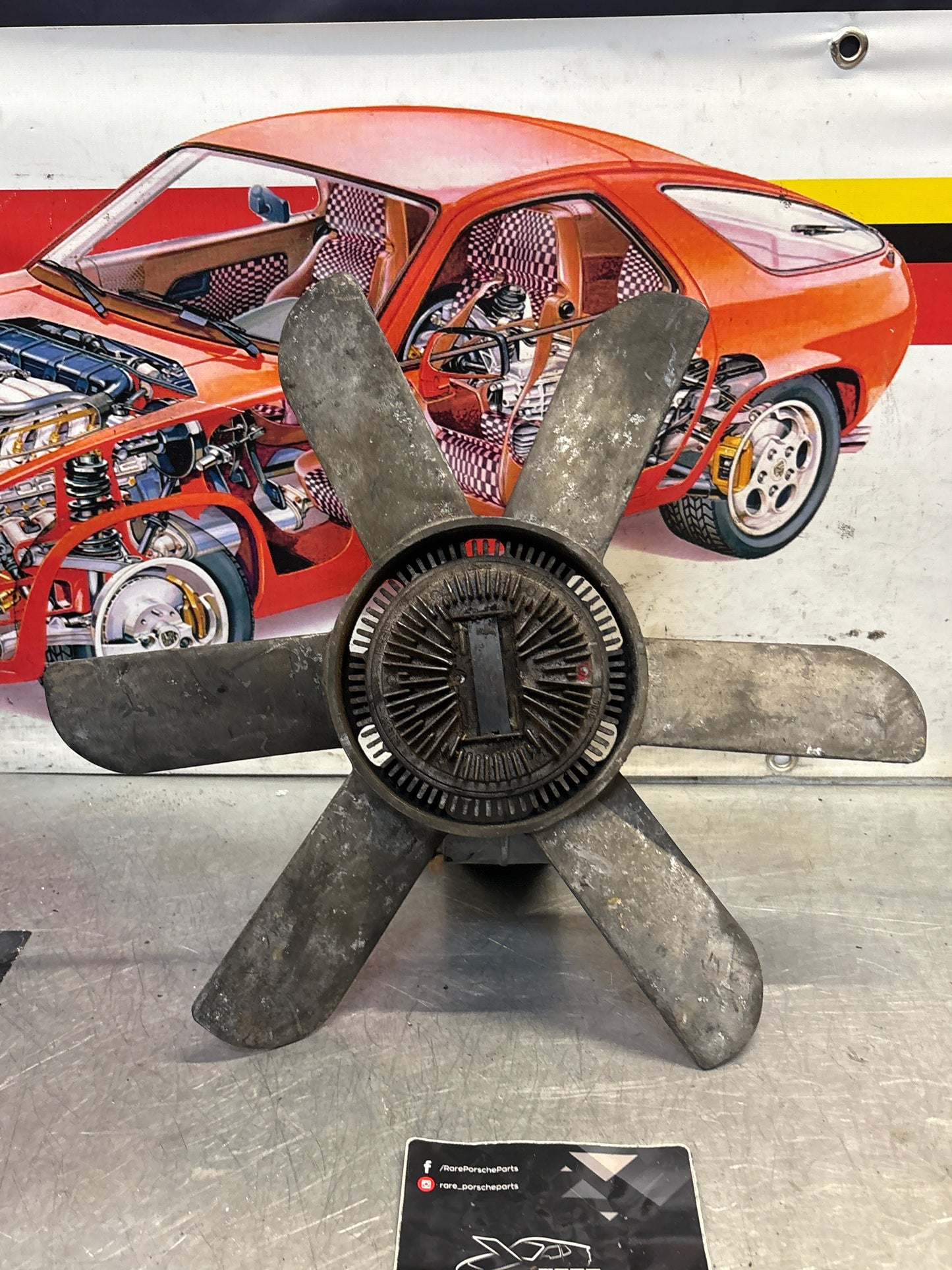 Porsche 928 Engine cooling viscous fan with bracket used 92810613701, 9281061101R