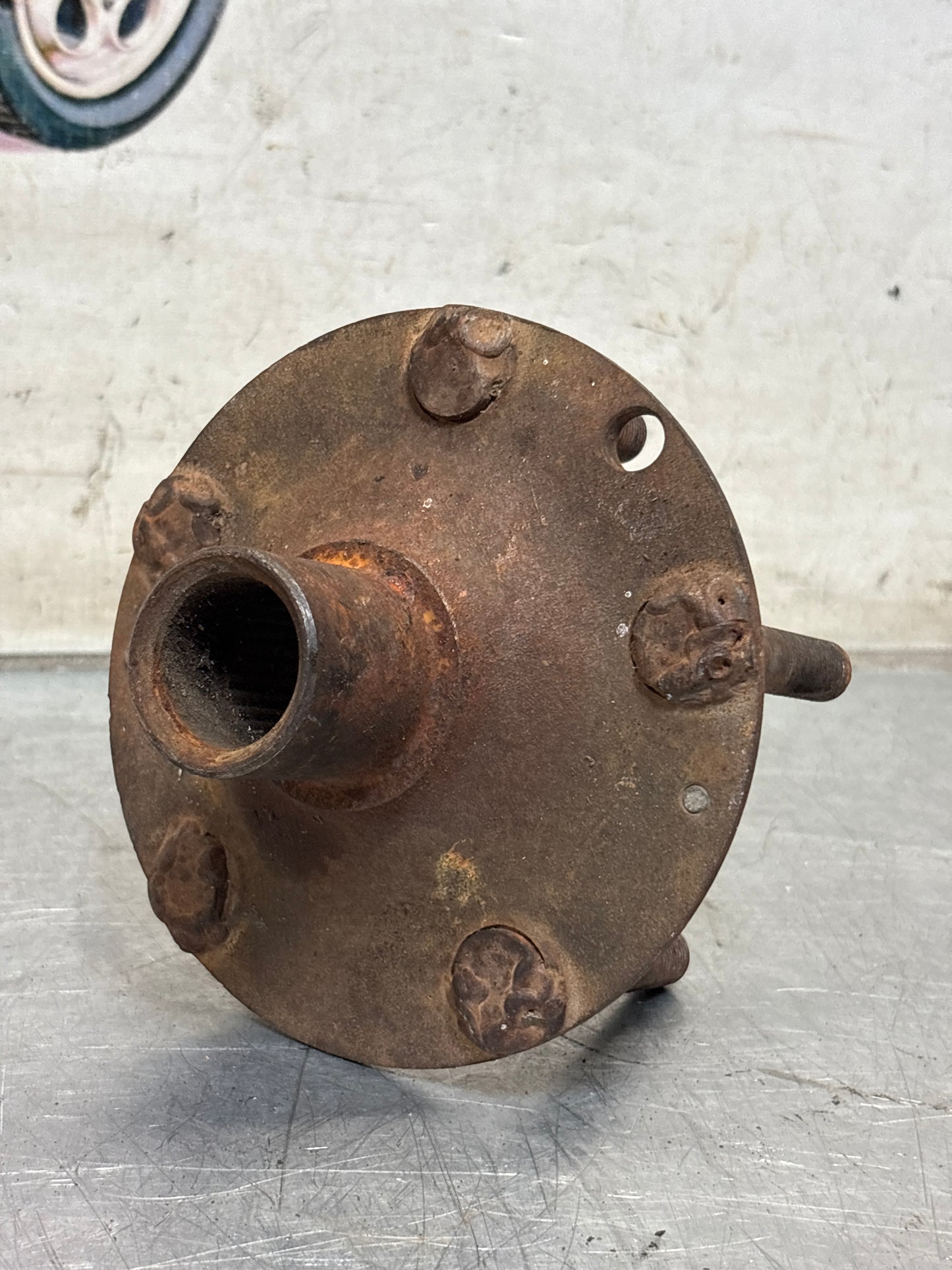 Porsche 928 rear wheel hub, 92833106507, used with long stud bolt