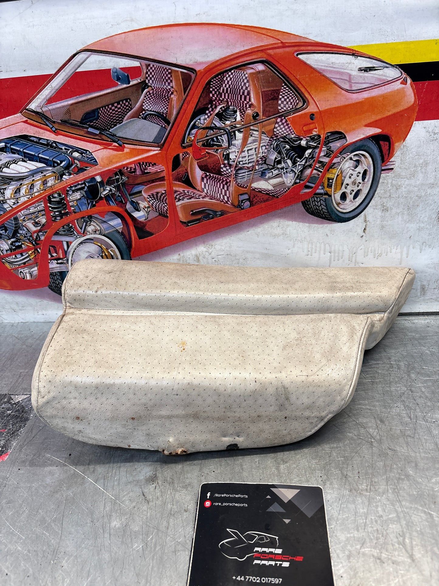 Porsche 928 rear right seat cushion, white, leather, used 92852206051