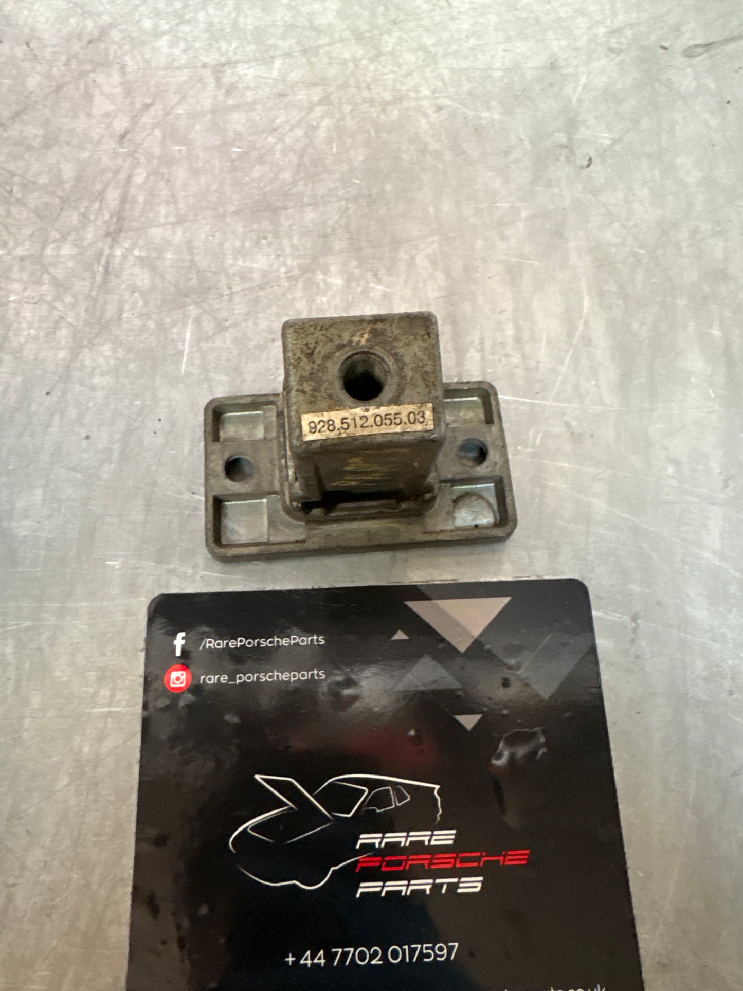 Ricevitore della serratura del bagagliaio posteriore Porsche 928, 92851205503