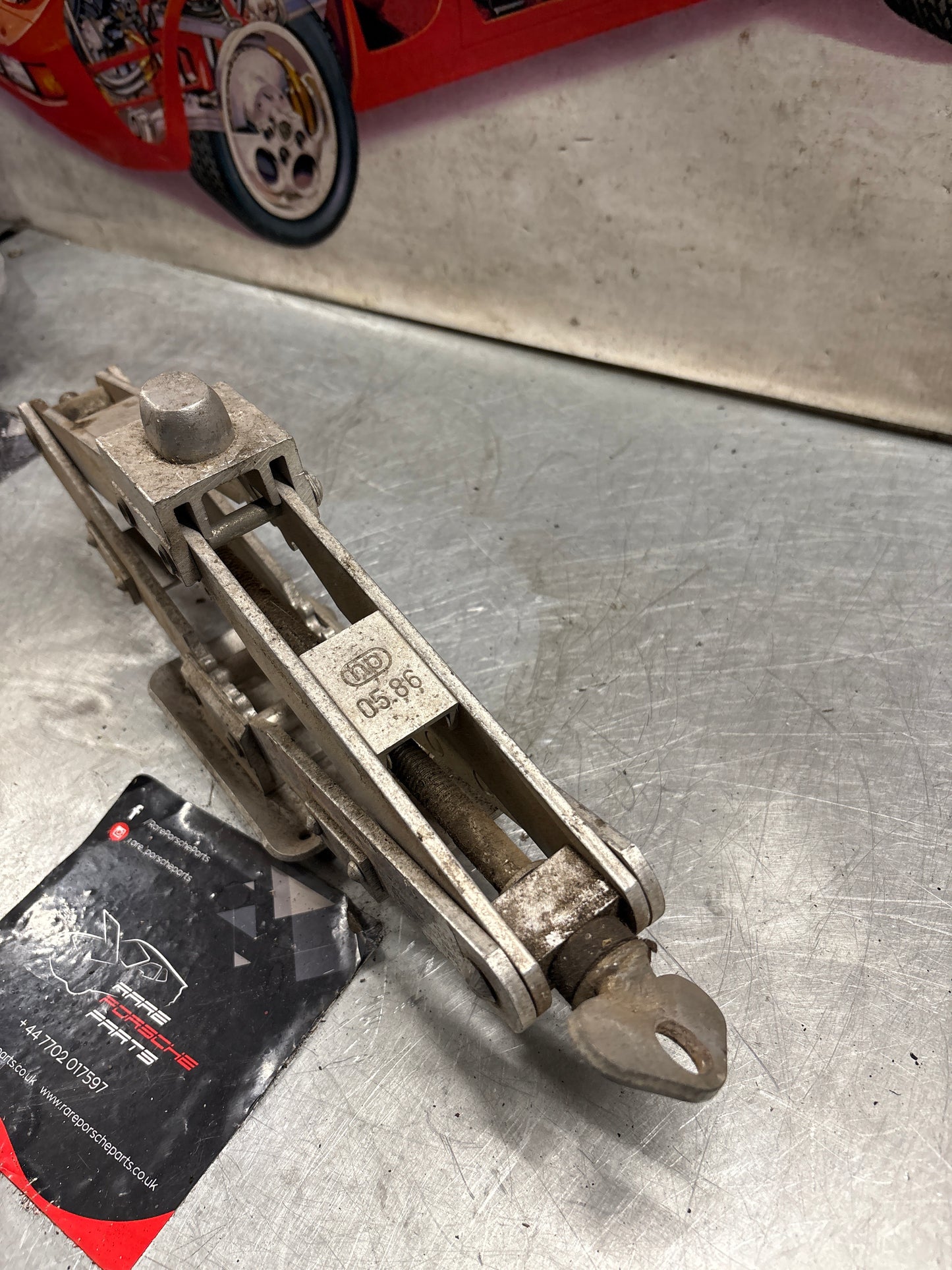 Porsche 944 / 944 Turbo spare tire jack lift, used