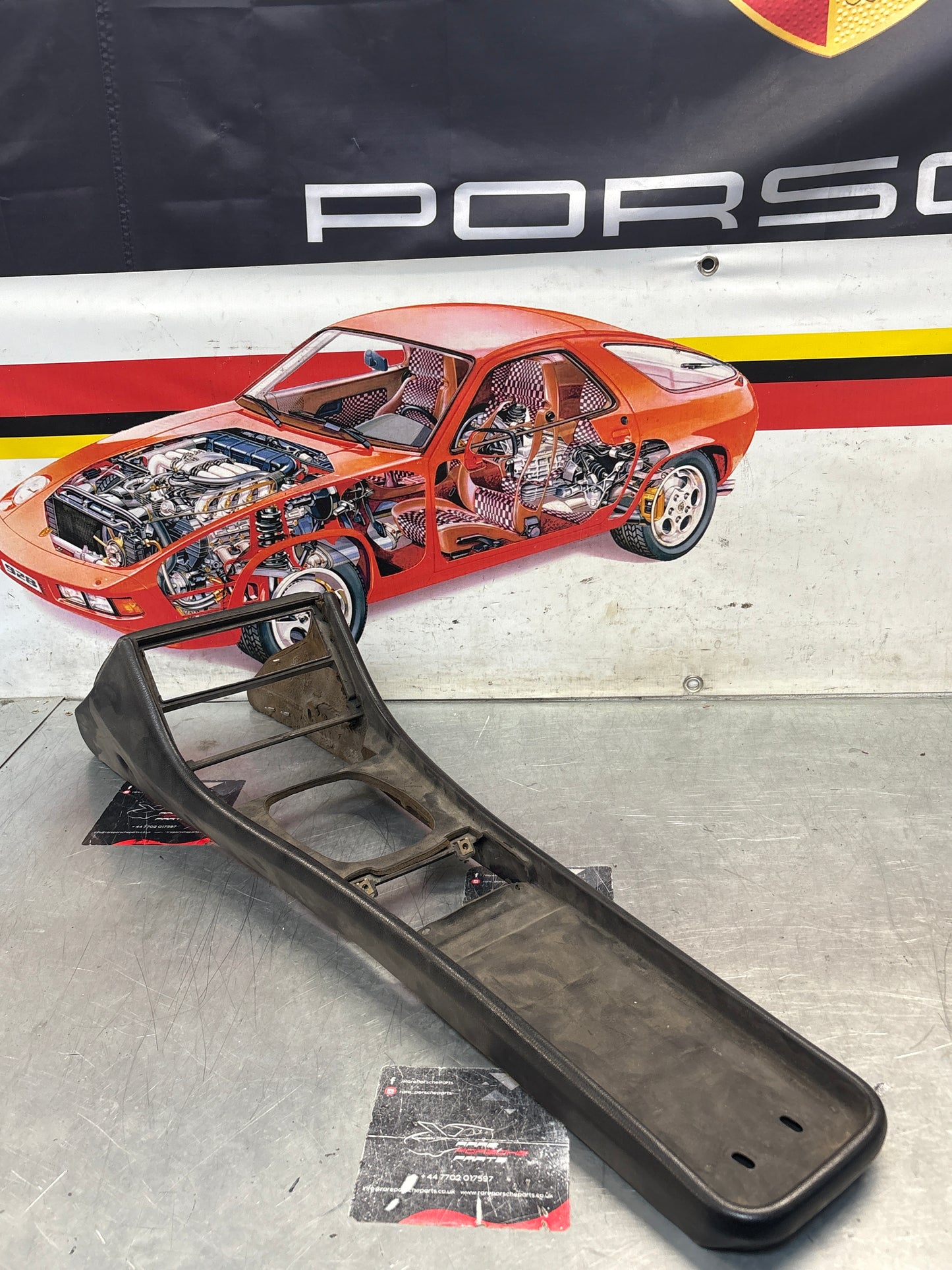 Porsche 944 centre console black 94455205100 used