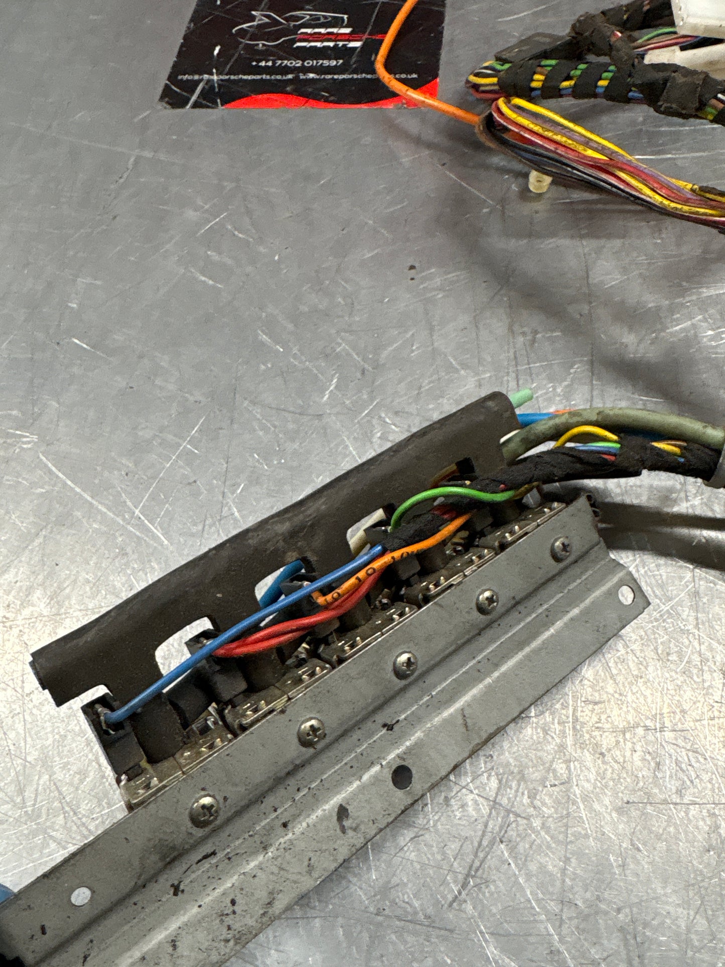 Porsche 928 A/C heater control unit wiring, used 92861292104