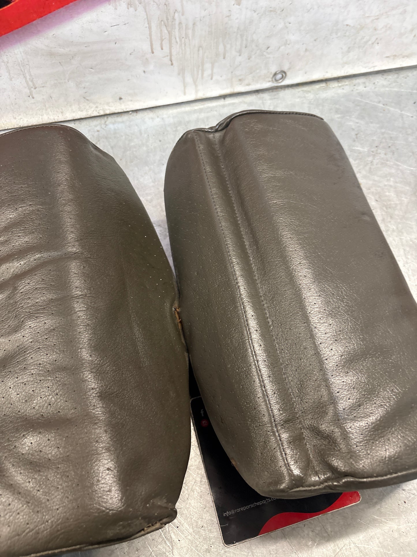 Porsche 928 rear right seat upper and middle cushion, leather, greyish green, used 92852204650 / 92852208851