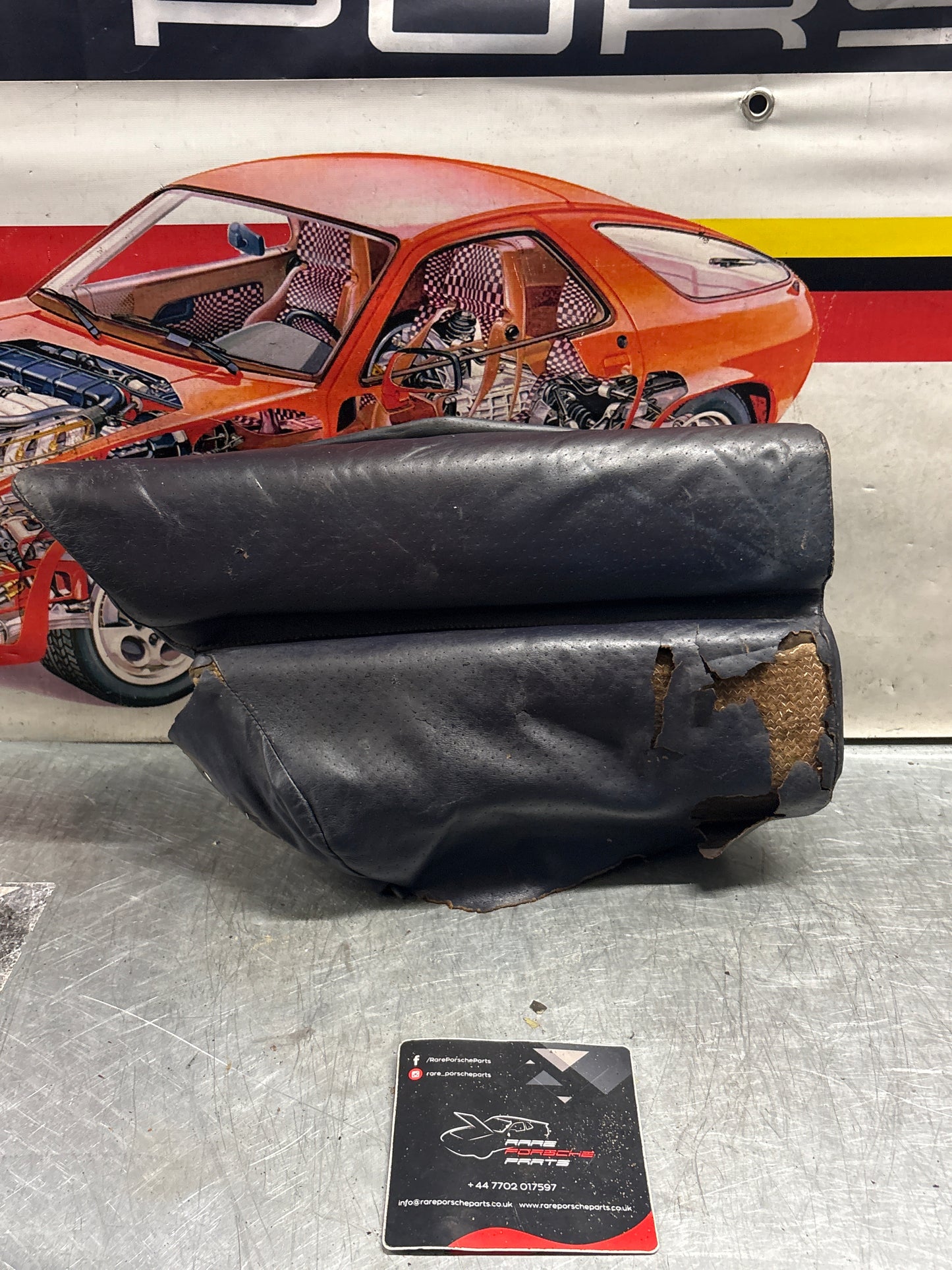 Porsche 928 rear left seat cushion, blue, leather, used 92852205951