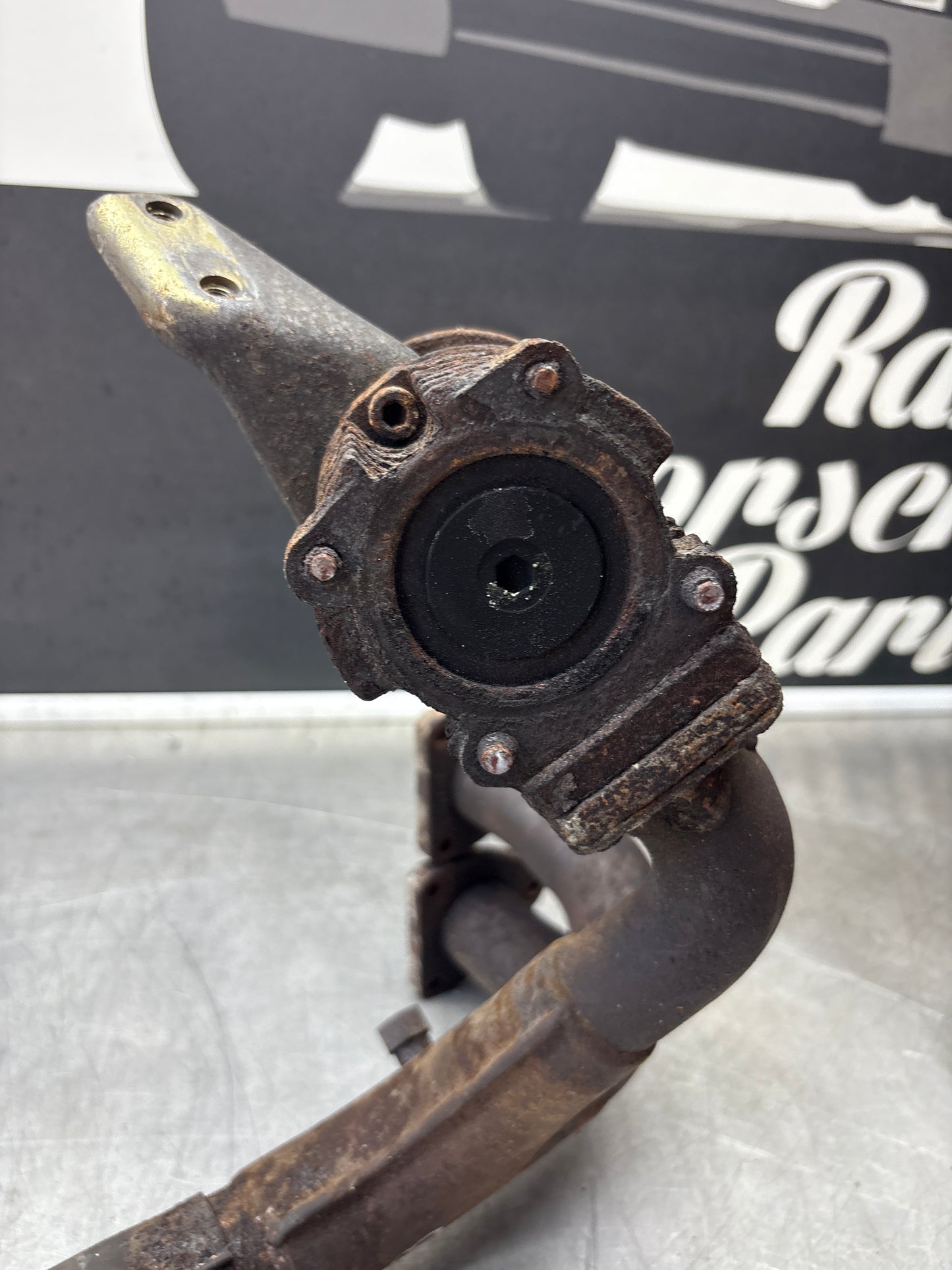 Porsche 944 Turbo exhaust cross over pipe 95111109615, used