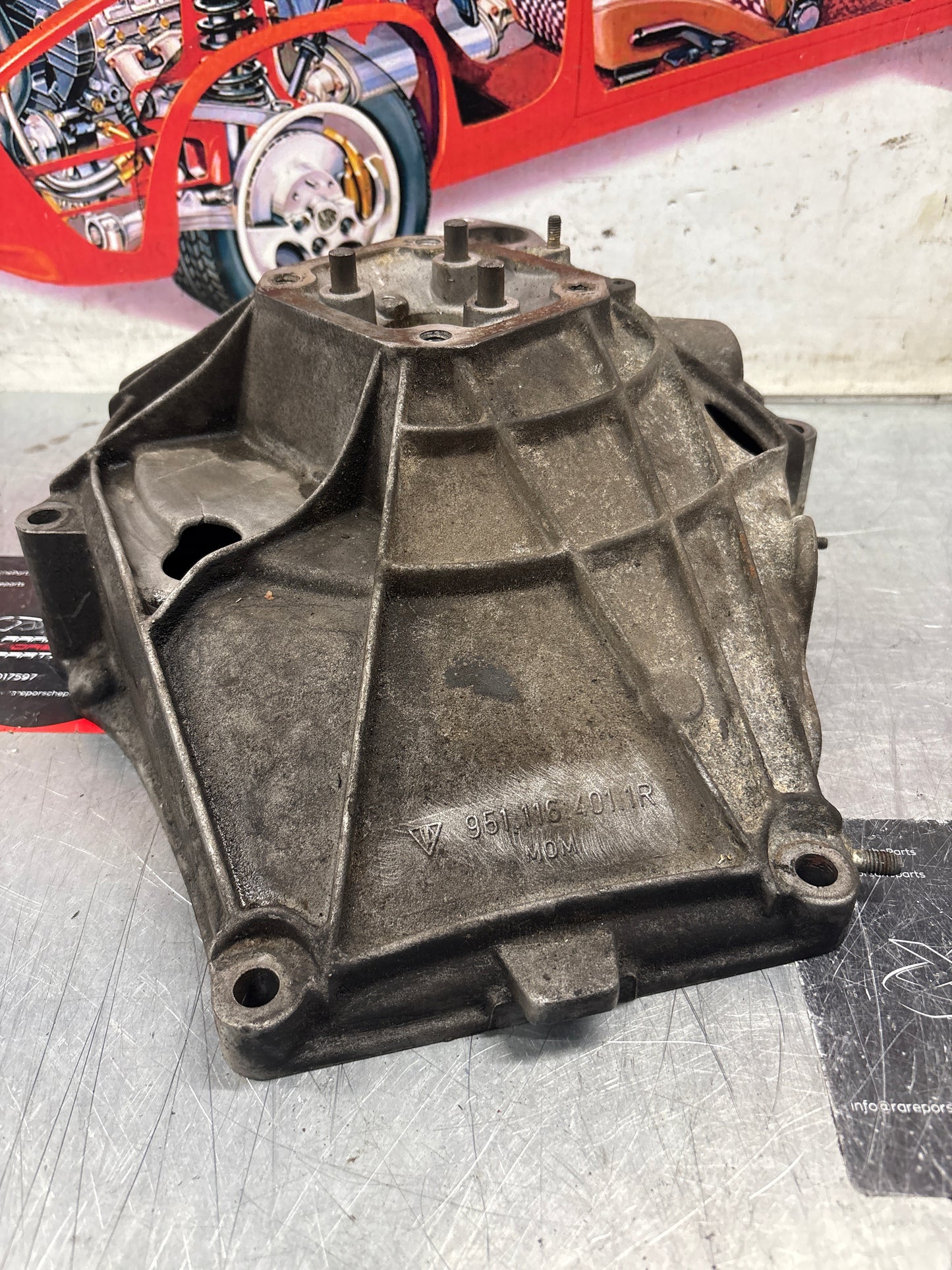 Porsche 944 Turbo cover Bell housing, for spares or repair 9511164011R
