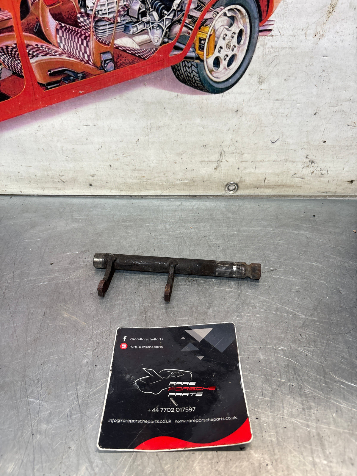 Porsche 924 clutch control shaft, used 088141701
