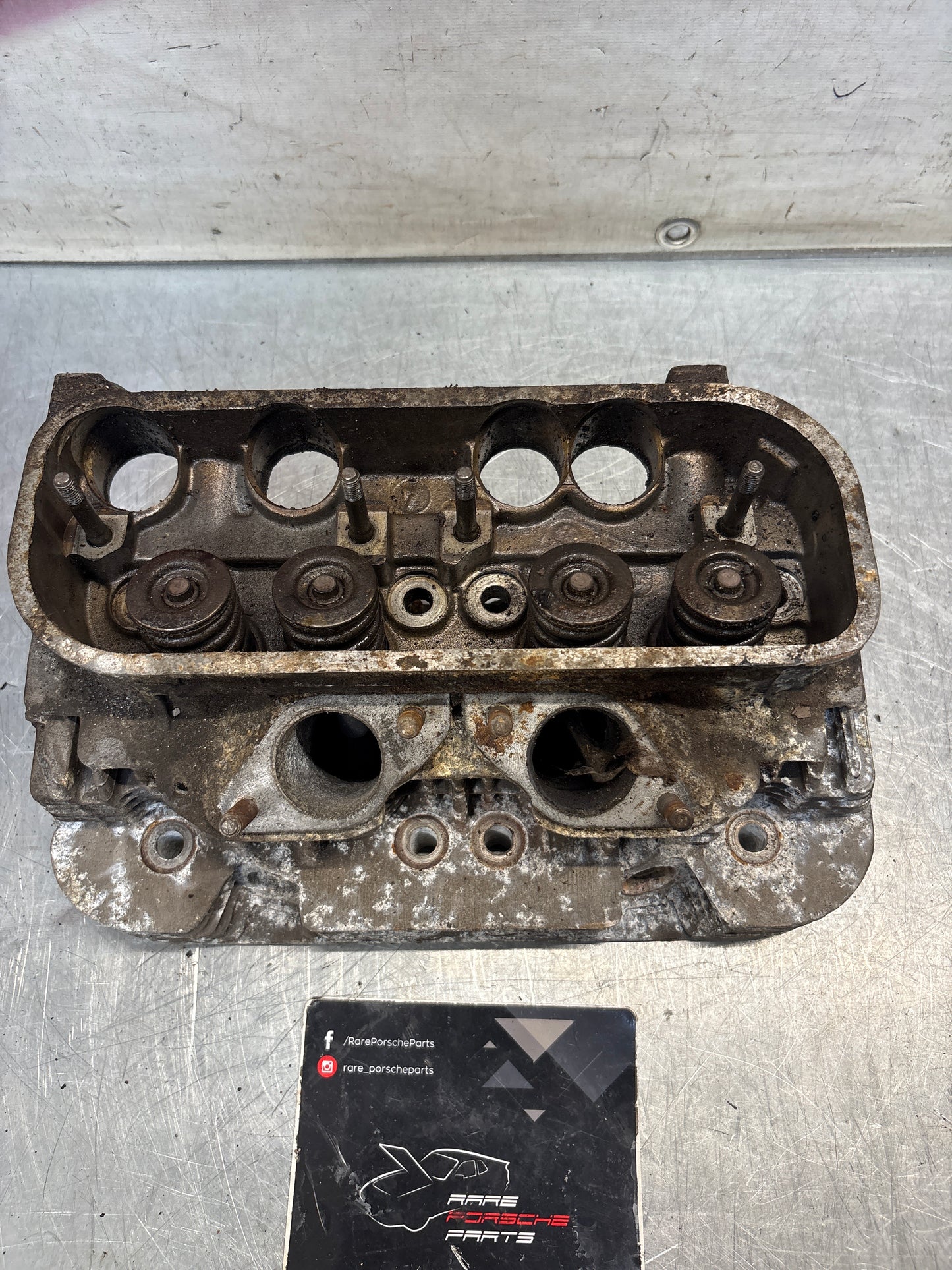Porsche 914, cylinder head, used 022101372