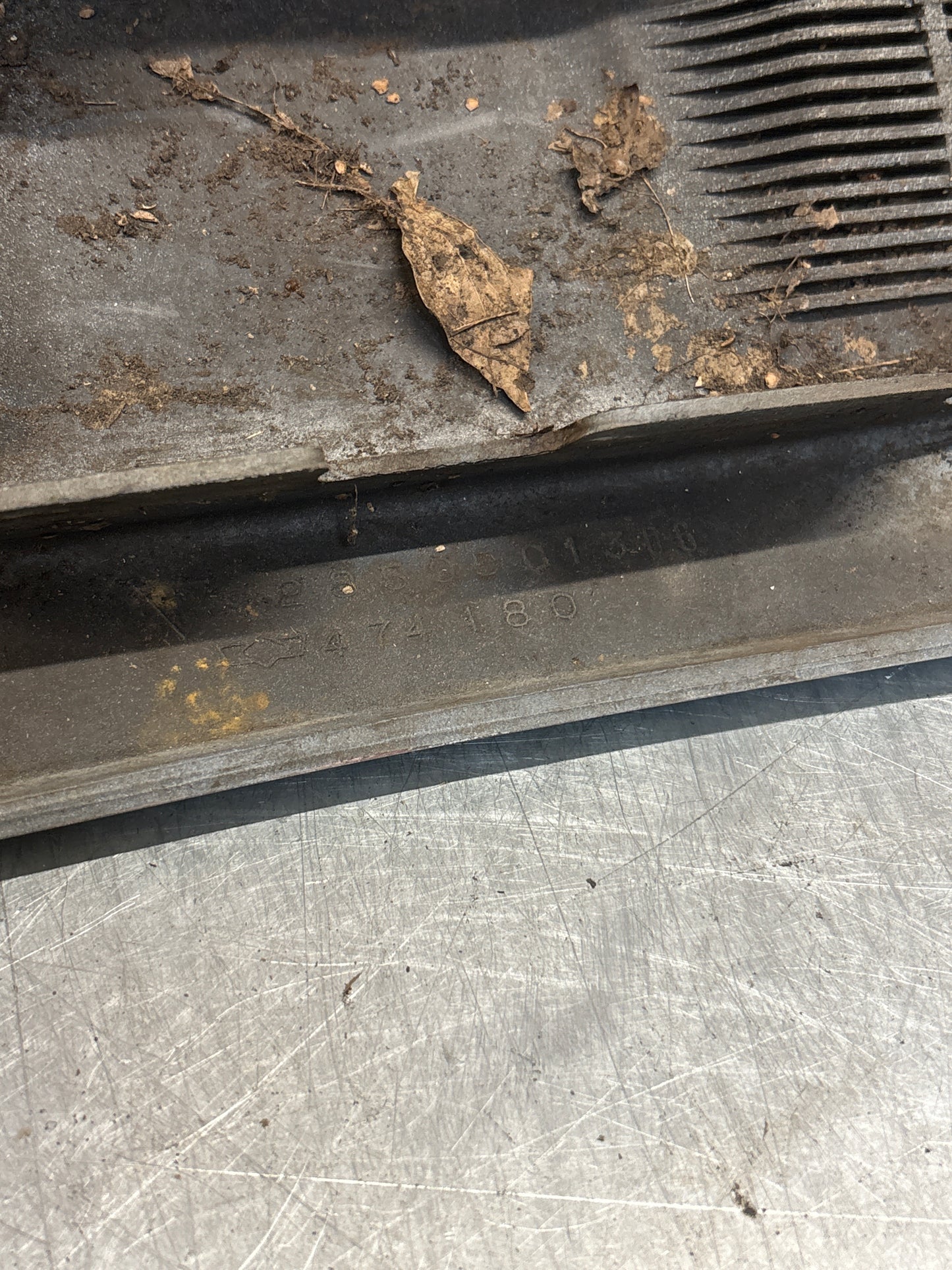 Porsche 928 front bumper cover panel, used 92850501306