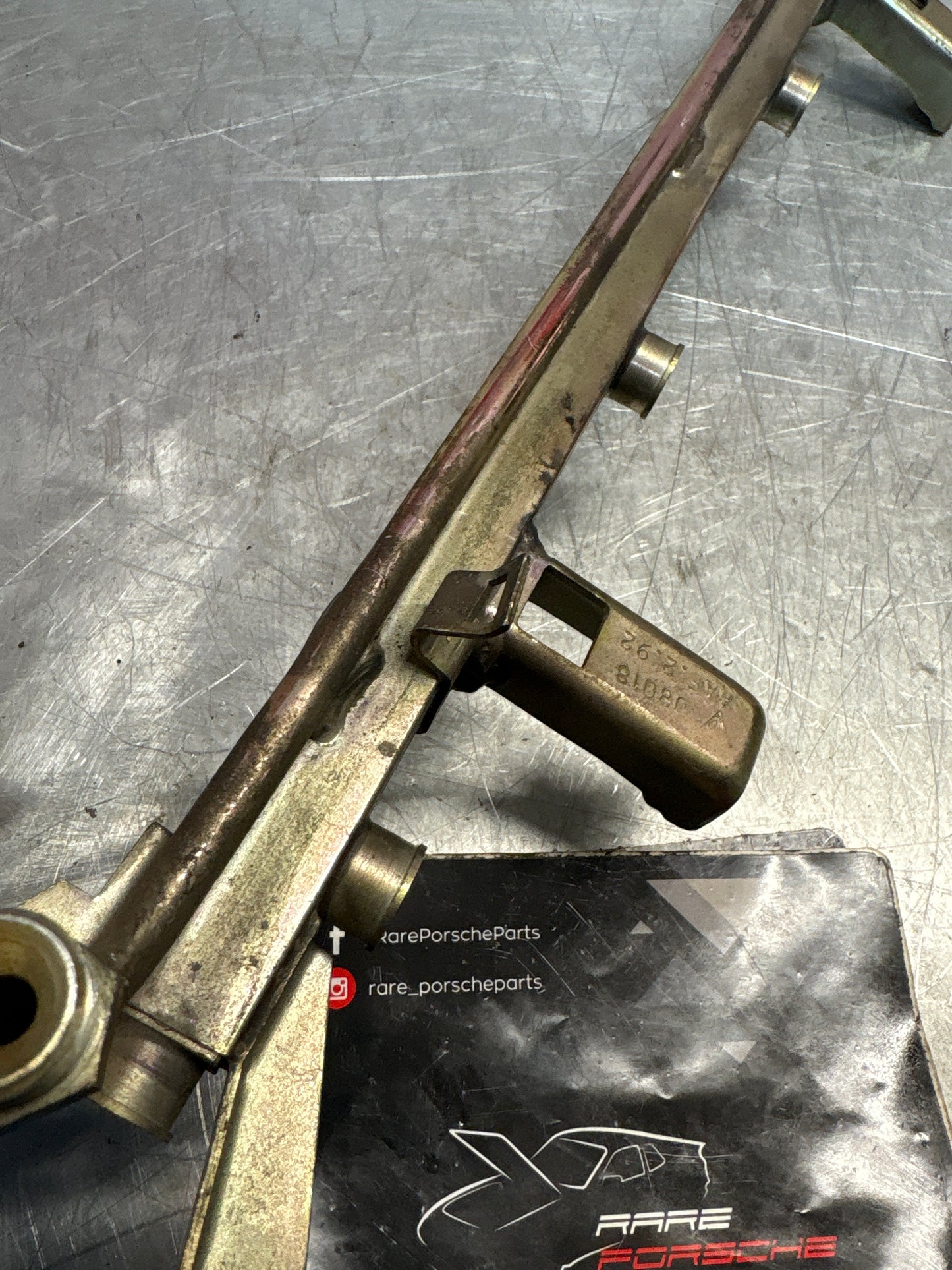 Porsche 968 Fuel rail, used 94411008019