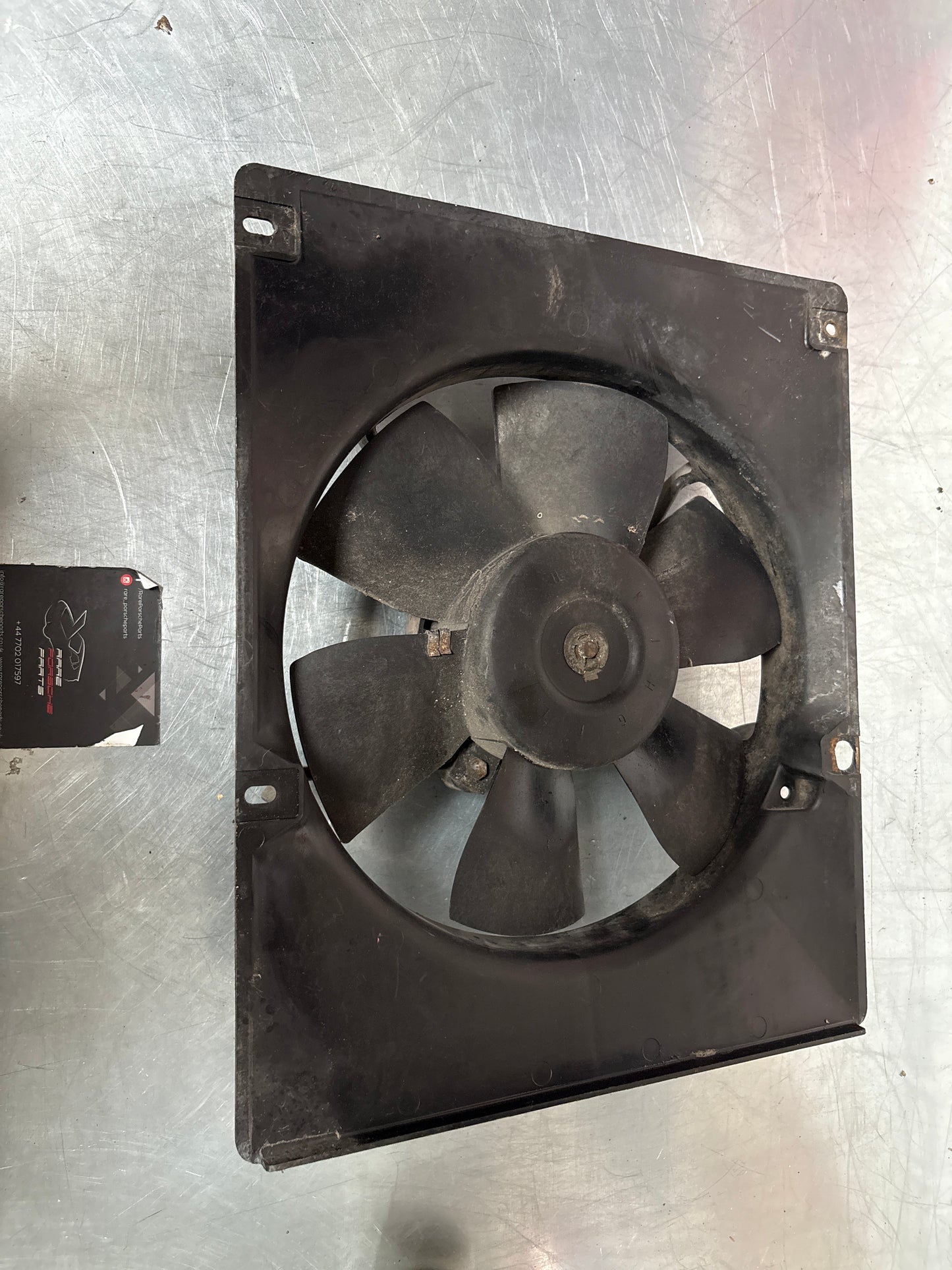 Porsche 944 Single Radiator cooling Fan and surround 94410614102, 0130304208 used