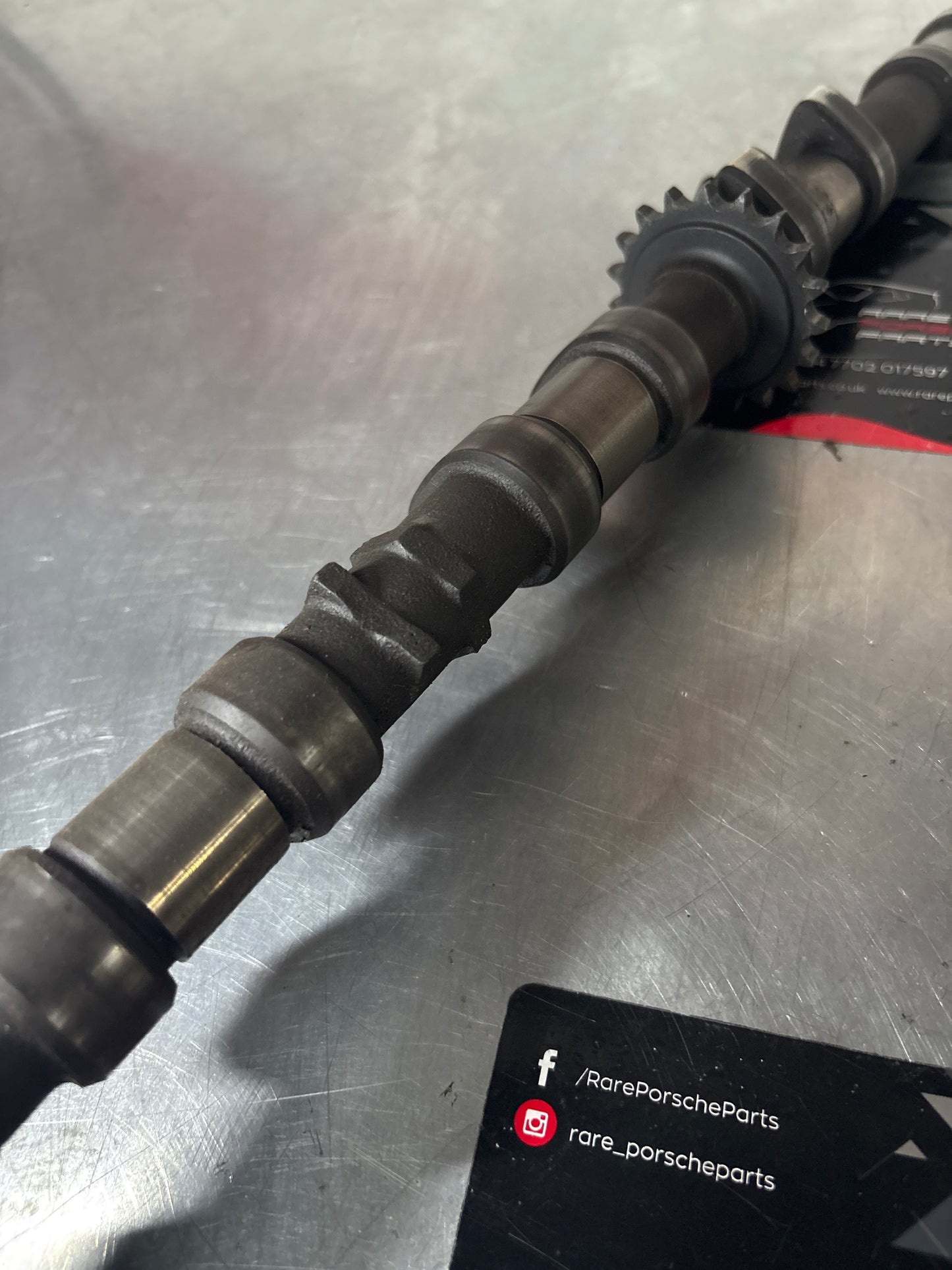 Porsche 928 camshaft, used 9281052720R
