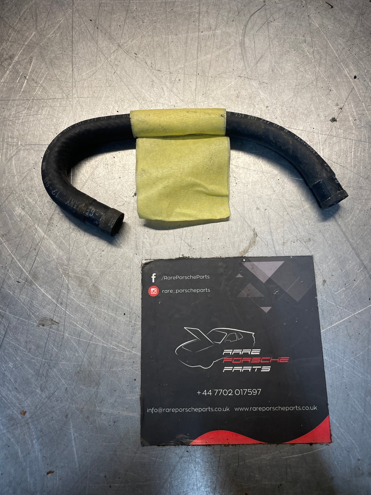 Porsche 968 Rubber hose, used 95120122701