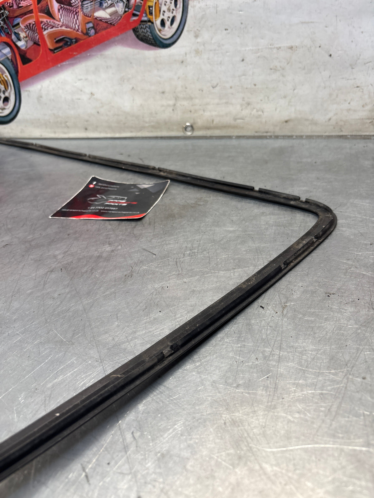 Porsche 928 rear right window cover strip, used 92855915406