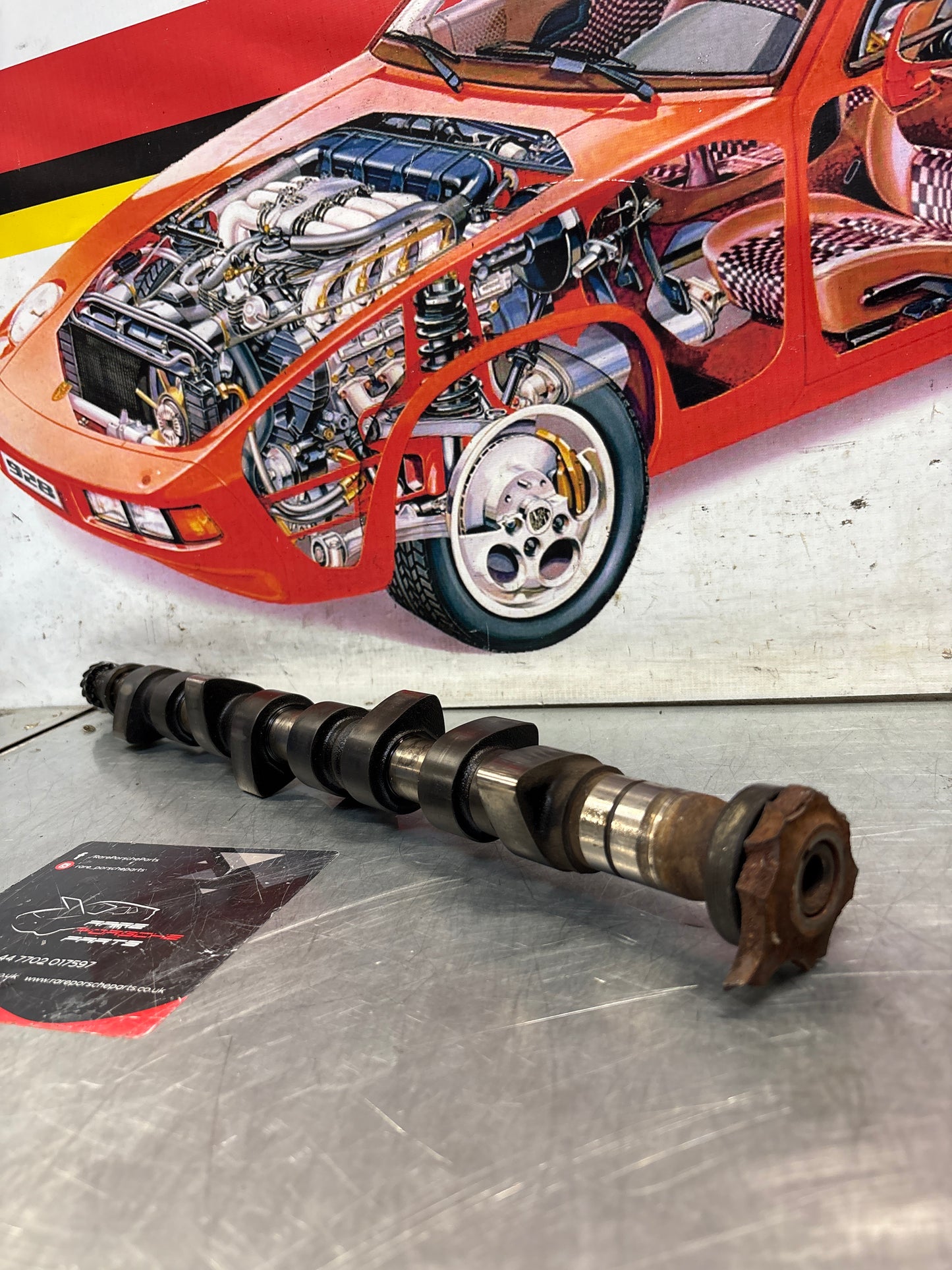 Porsche 924 / 924 Turbo chamshaft 046109021 used
