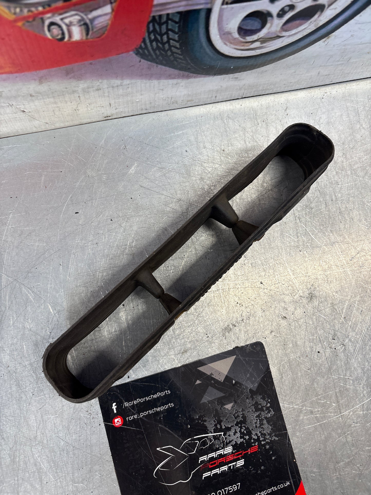 Porsche 924/944 (1980-1985) Heater Air Chamber Adaptor 94457206500, used