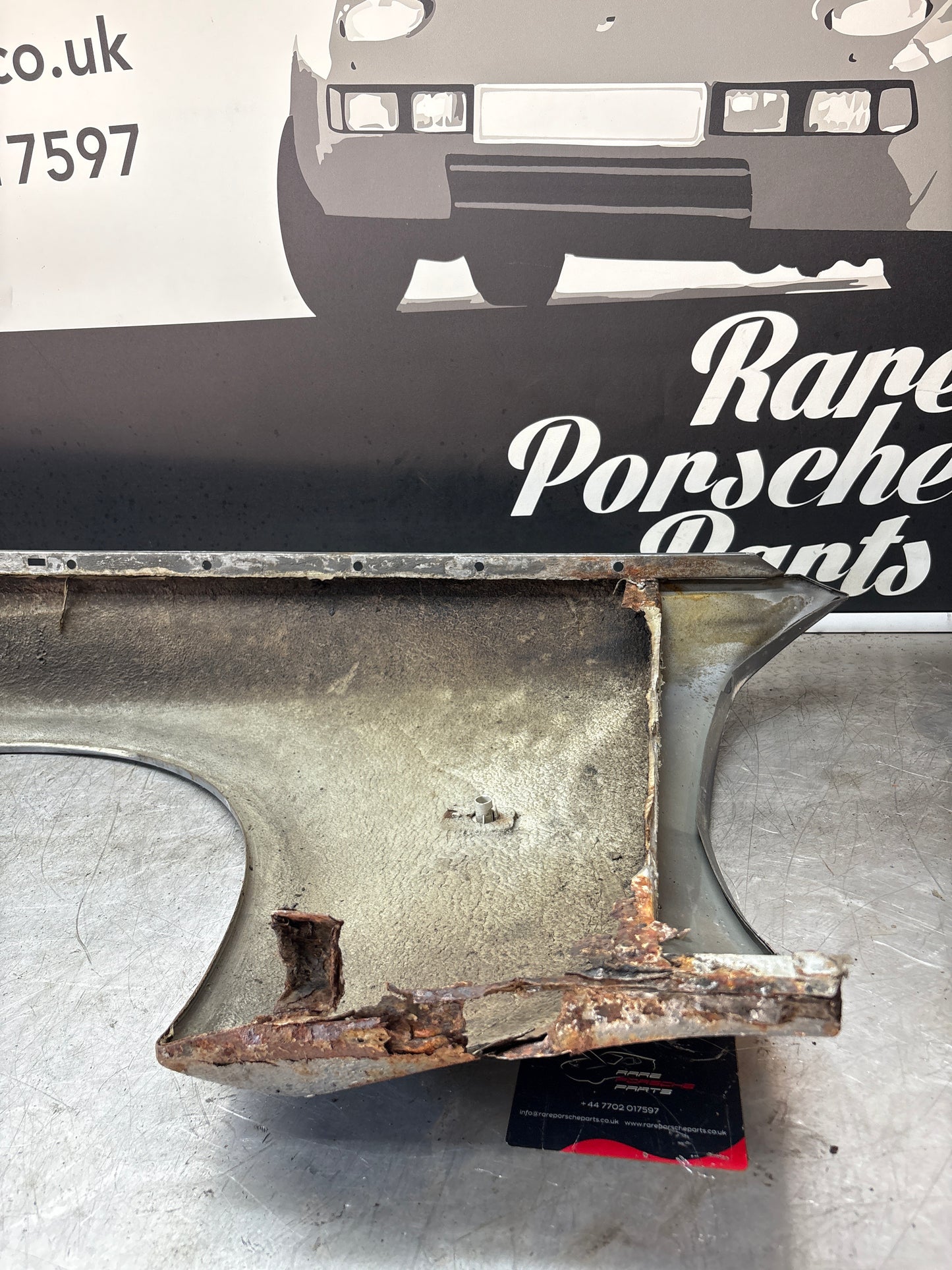 Porsche 944, early front right wing, in need of repair