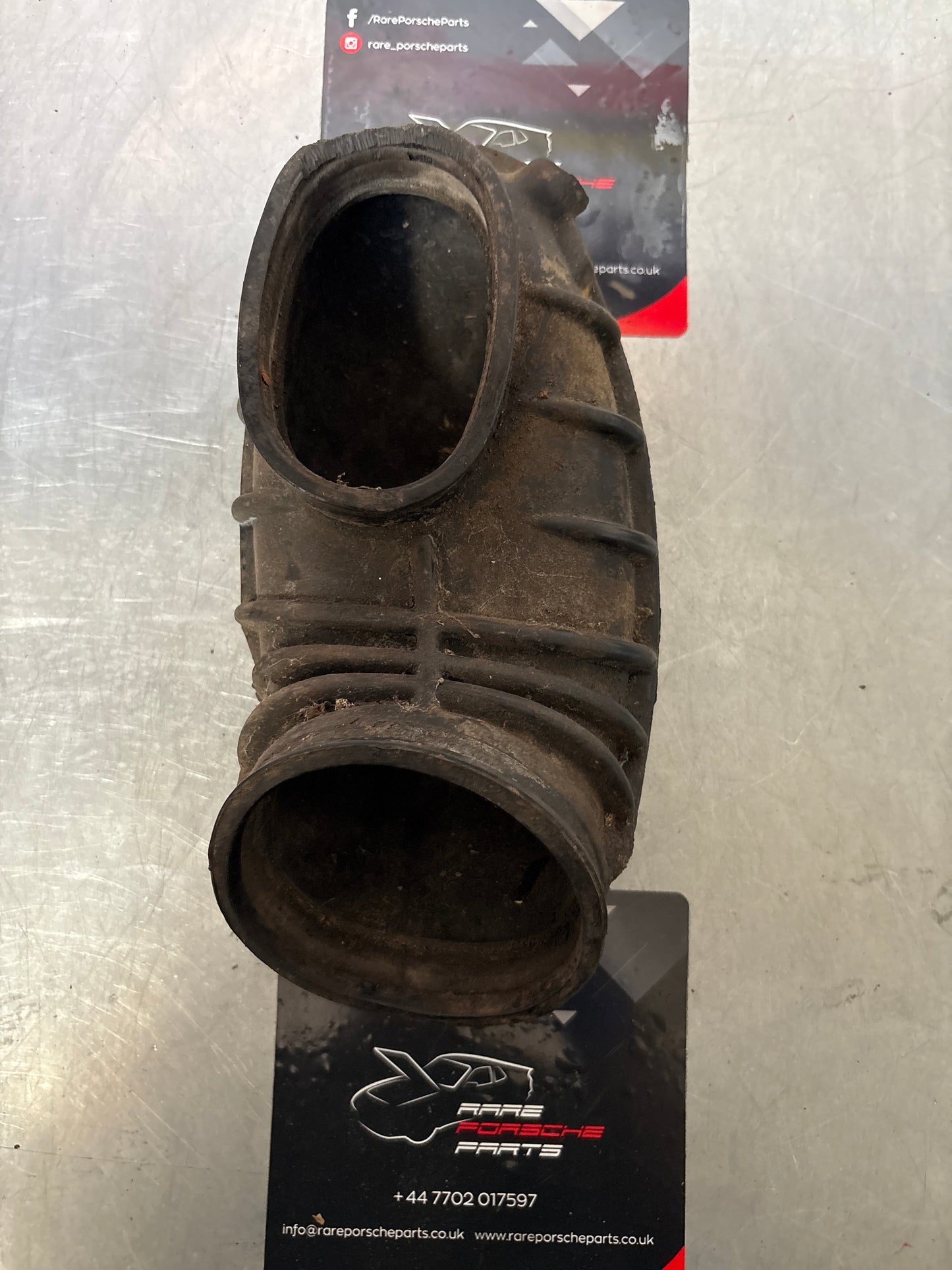 Porsche 924 fuel metering head to air intake 047133367A 047 133 367 A