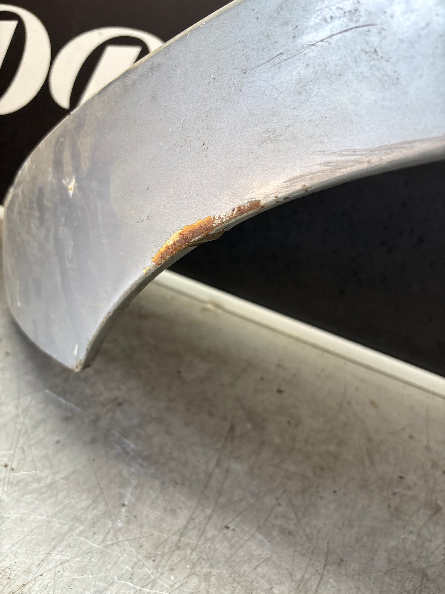 Porsche 944 early left front wing, please see photos, used