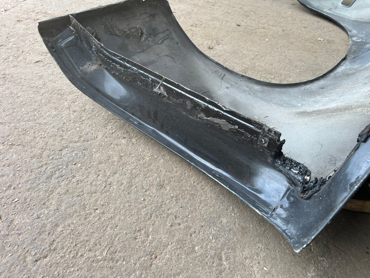 Porsche 928 -87 front right wing, used 92850301202