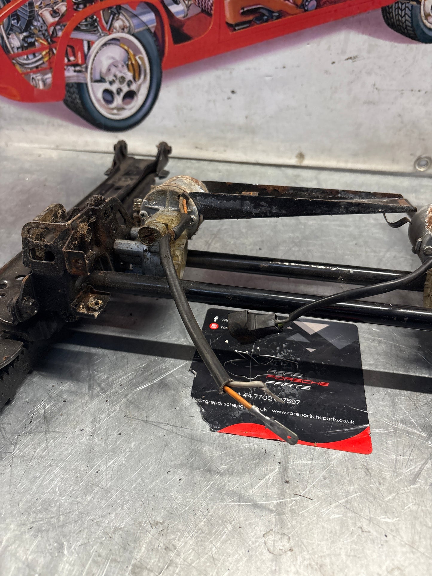 Porsche 928 electric seat rail seat frame, with motor, used 0130049007 / 0130049004 / 92852106102 / 92852106202