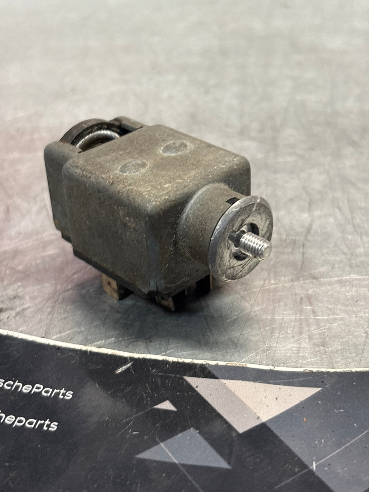 Porsche 914 headlight switch, used 91461341415