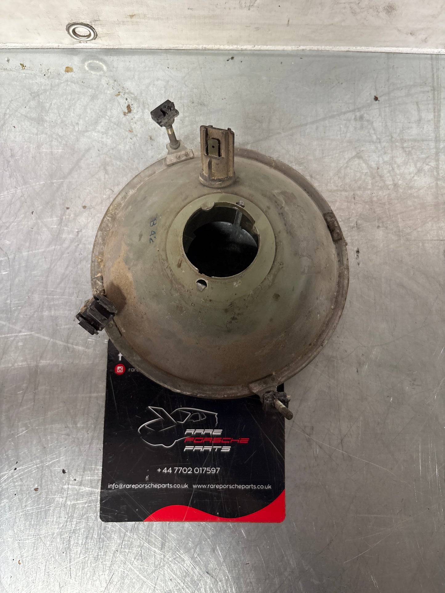 Porsche 924 944 Hella h4 headlight, LHD used 477941771 7R0114551 / 0234495 / 0214551