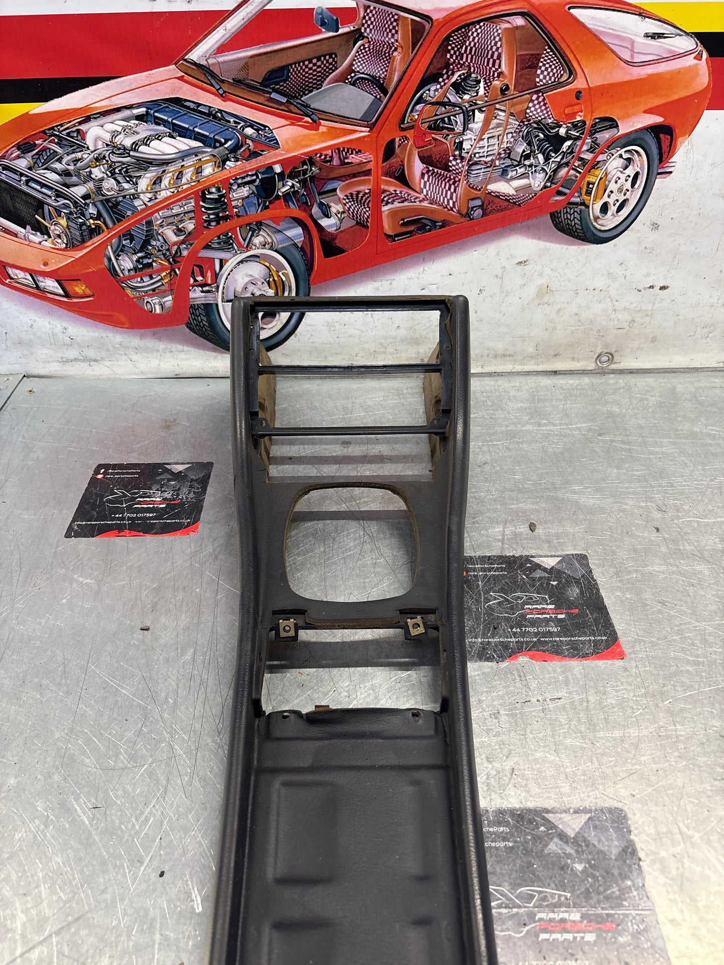 Porsche 944 centre console marine blue 94455205100 used