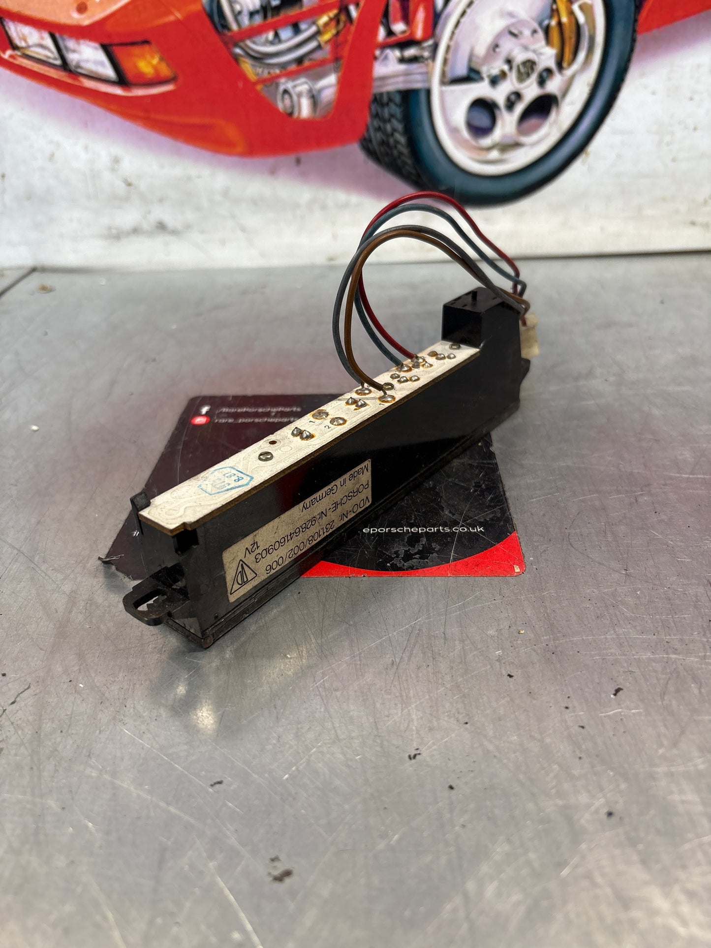 Porsche 928 front center dash panel, used 92864160903