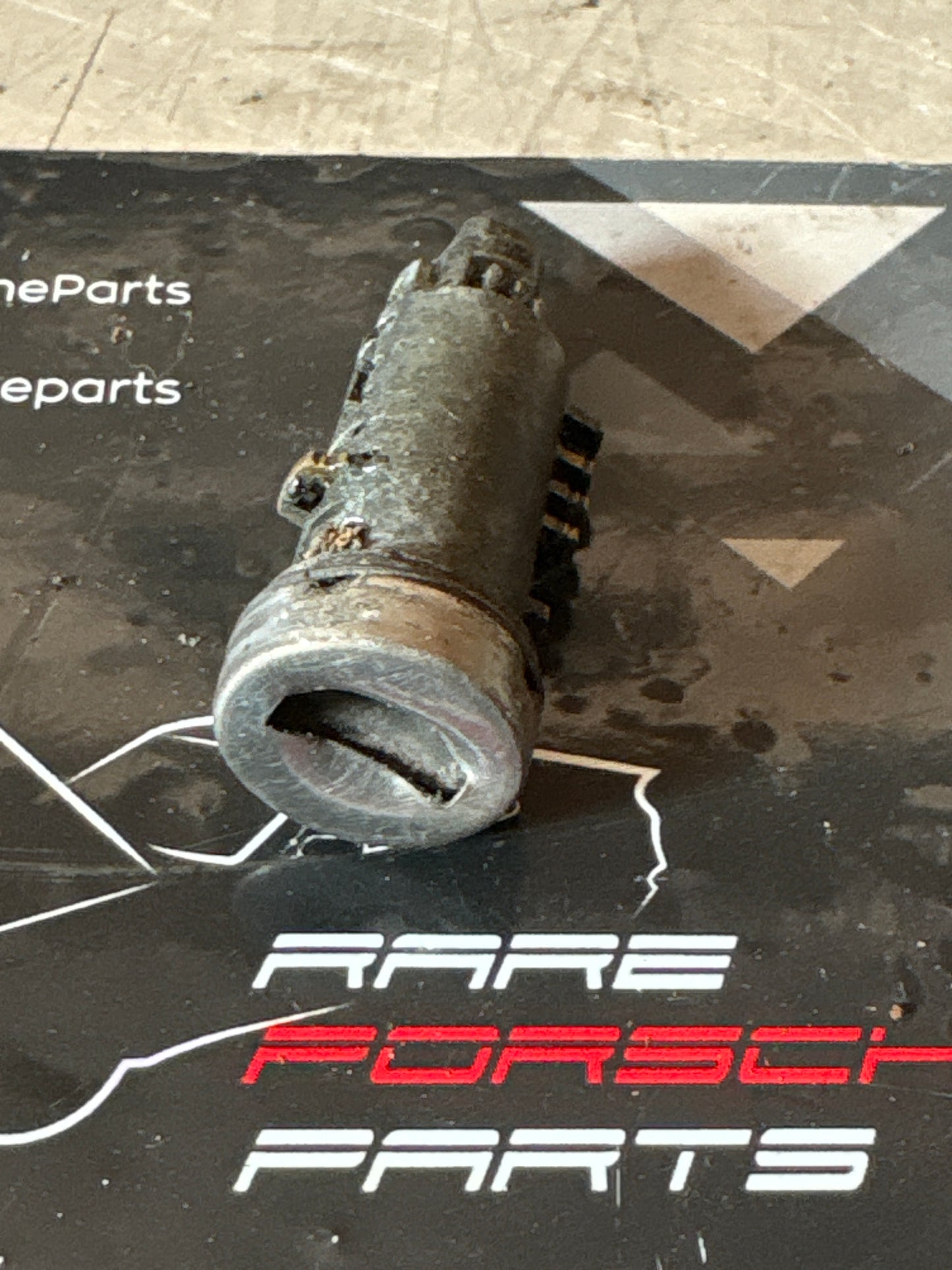 Porsche 924 / 944 door lock barell cylinder, without key, for spares or repair