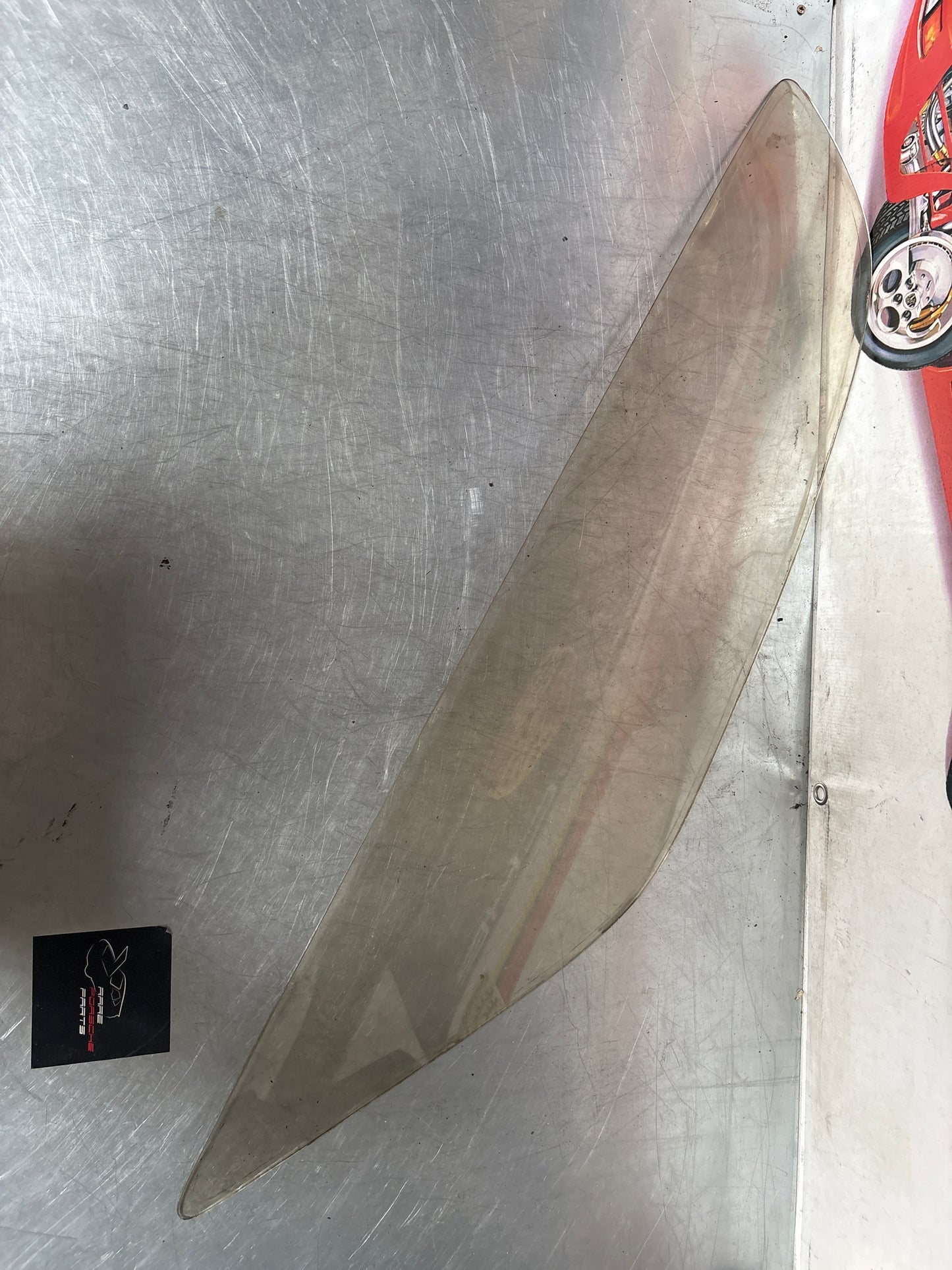 Porsche 928 rear quarter side glass, brown left, 92854310308 used