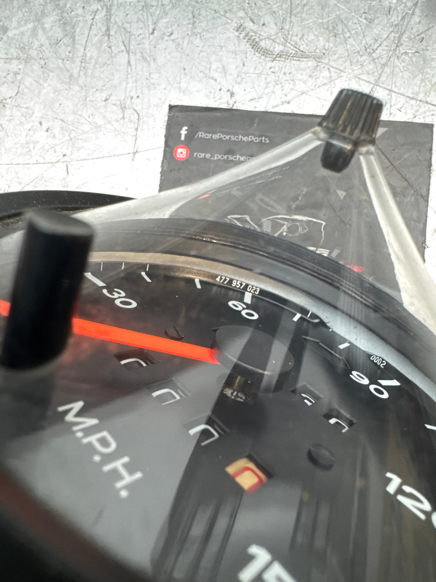 Porsche 924 very early speedometer 477957023 (98630 miles showing).