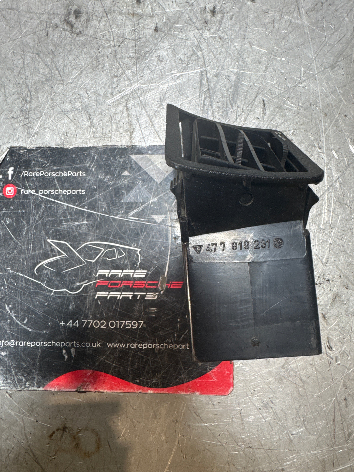 Porsche 924/944 DEF used interior left air vent Black 477 819 231 / 477819231 spares or repair