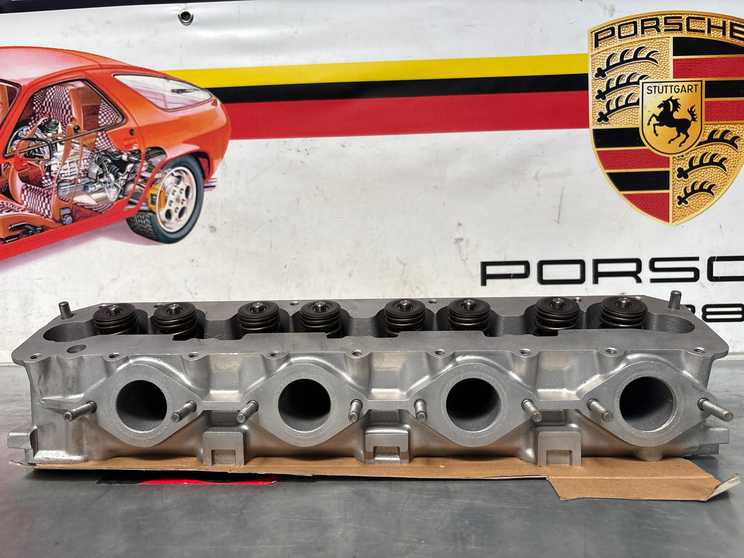 Porsche 944 cylinder head, refurbished 9441043038R