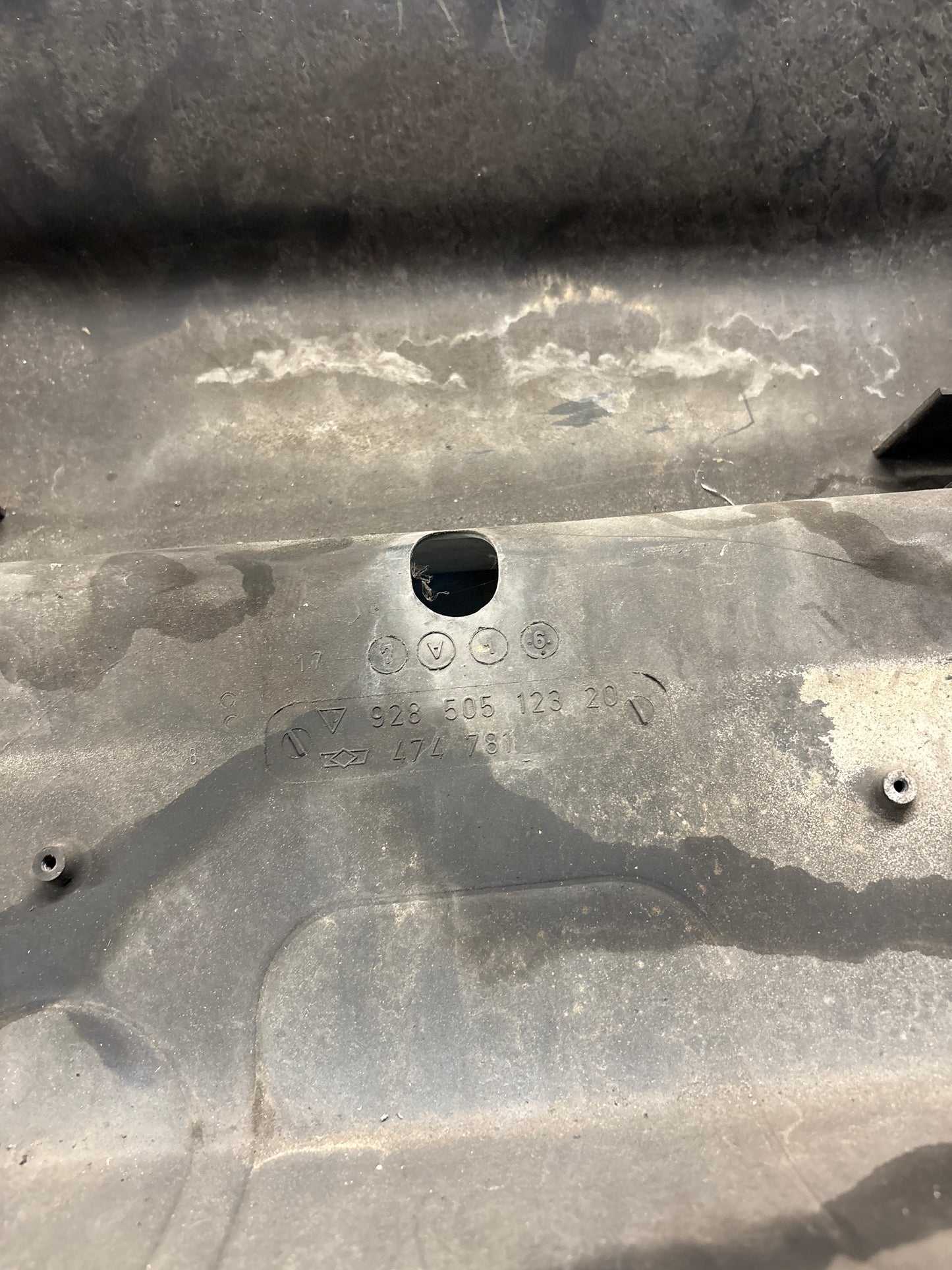 Porsche 928 S/S4 rear bumper, used 92850512320