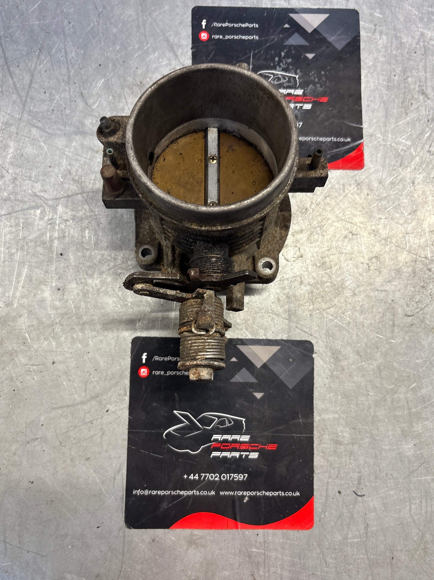 Porsche 928 4.7 Throttle Body Butterfly Valve, 9281105302R used