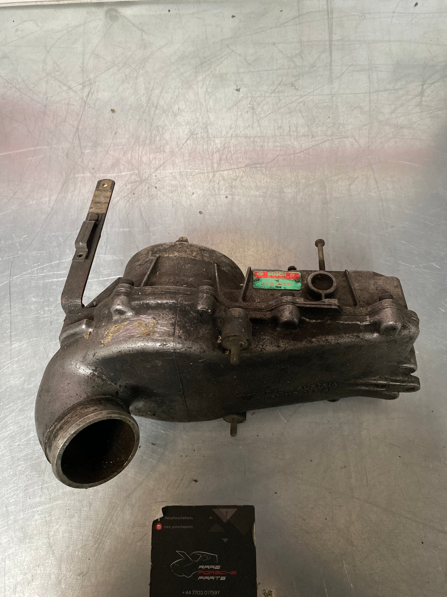 Porsche 924 turbo air flow sensor S1 0438120091 / 9311101354R