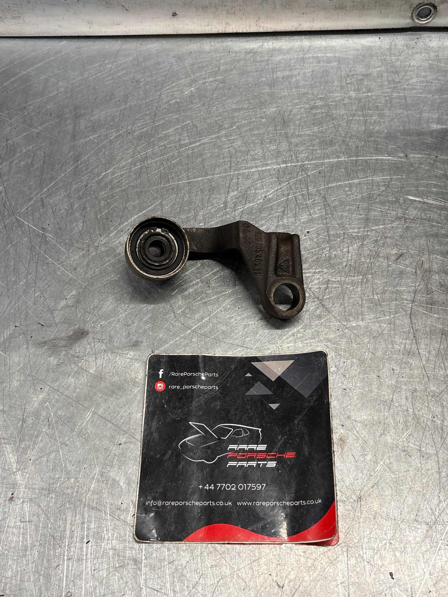 Porsche 928 S4 belt tensioner, used 9281054891R