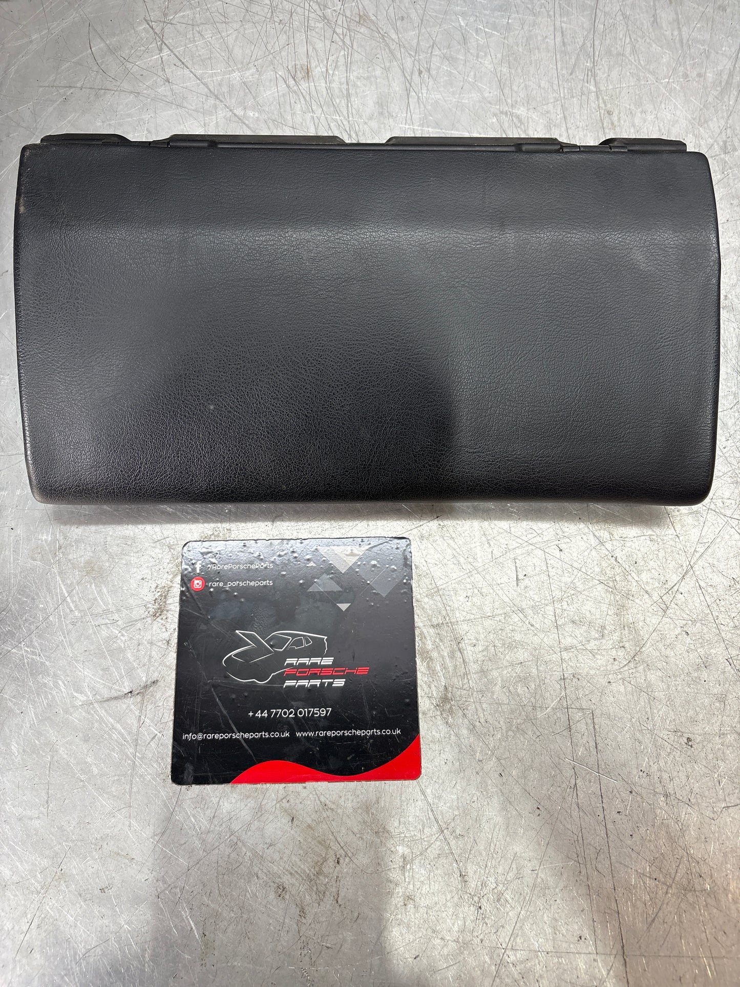 Porsche 944 85-92 glove box lid Black used