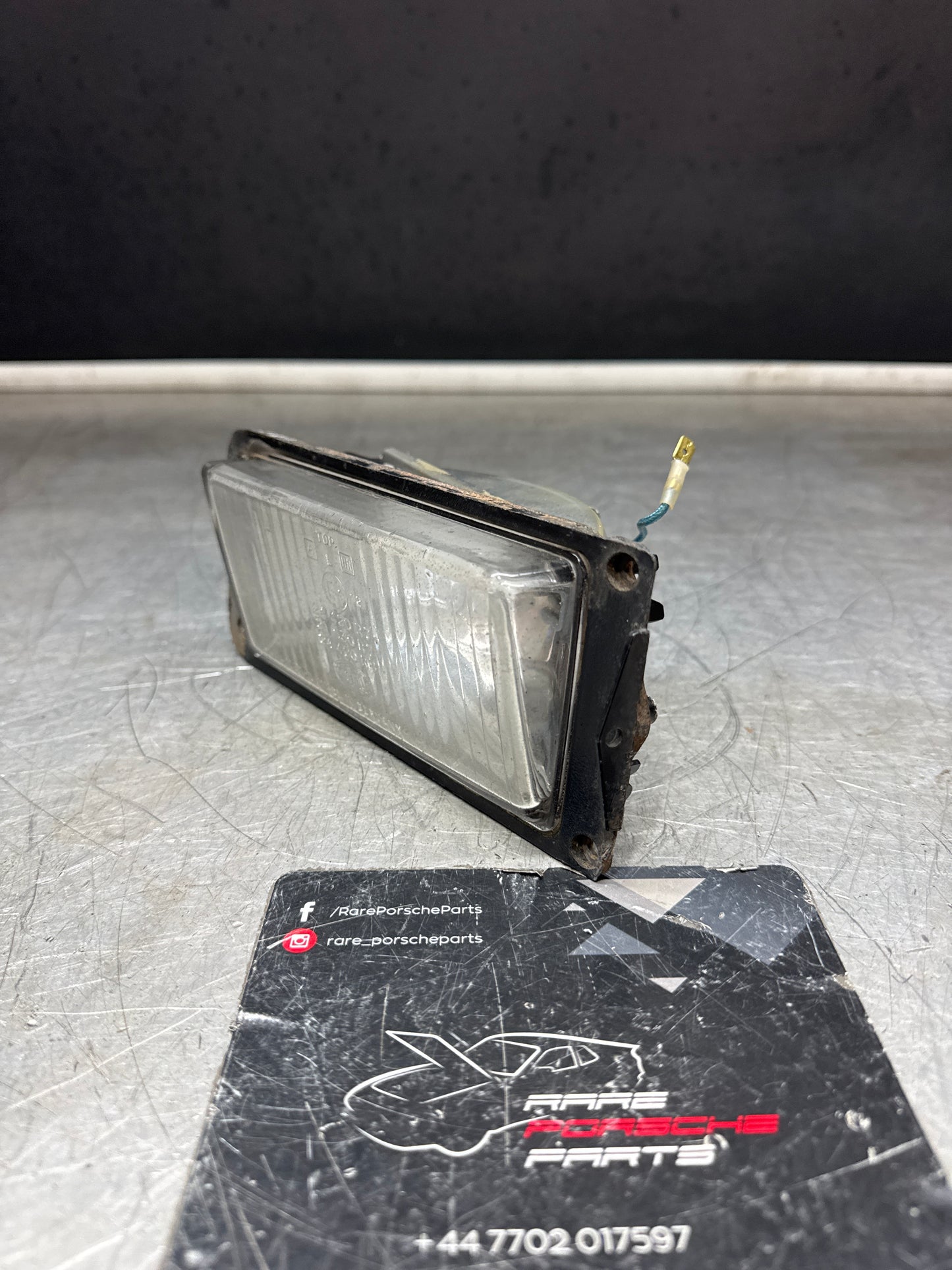 Porsche 924 Front left driving light, Used. No case. 477941751D