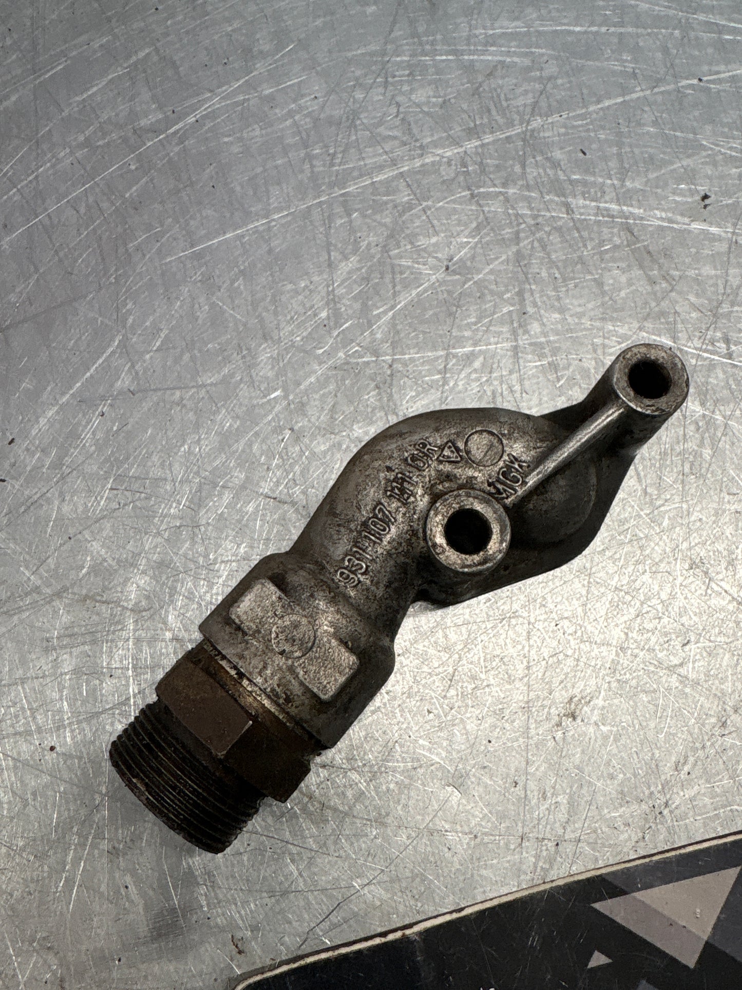 Porsche 924 Turbo bracket, used 9311071110R / 93110711100