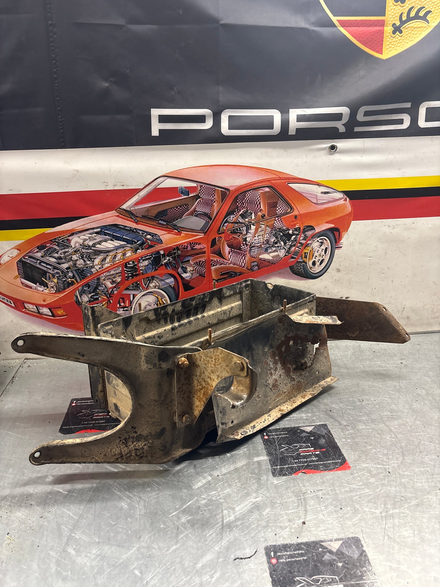 Porsche 928 battery tray, early type, -79 92850180502, used