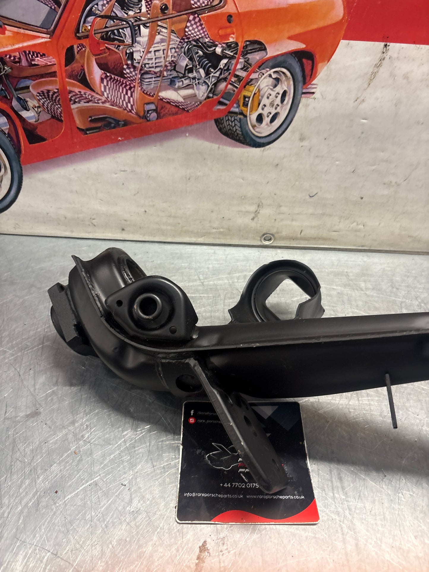 Porsche 924 944  -85.5 Rear right trailing arm,  refurbished 94433102200