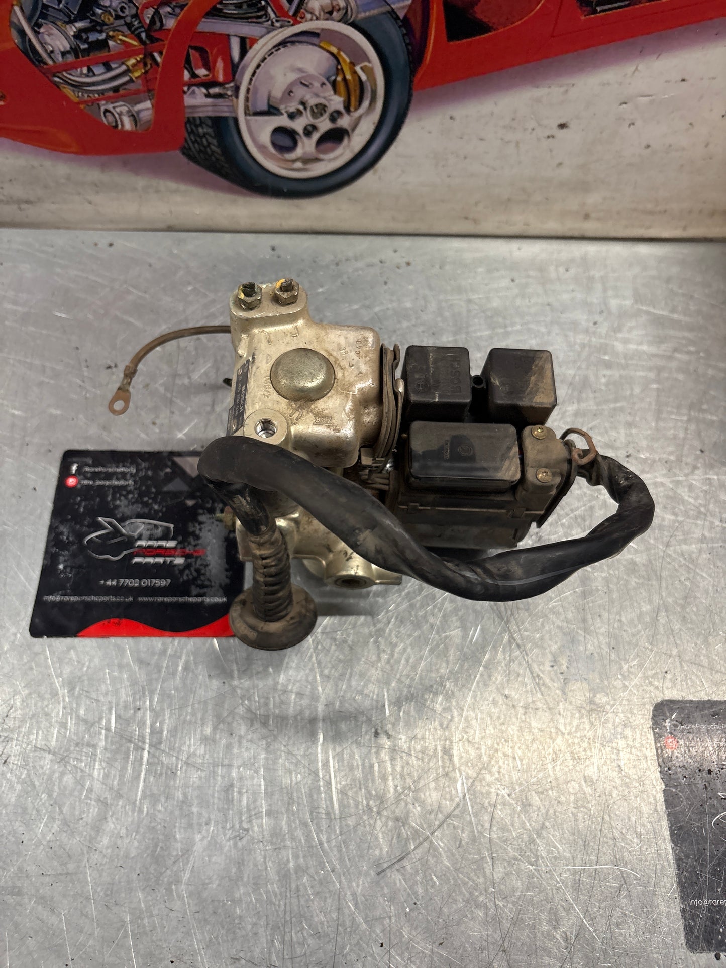 Porsche 944 Turbo Bosch ABS pump, used 0265200038 / 95135511303