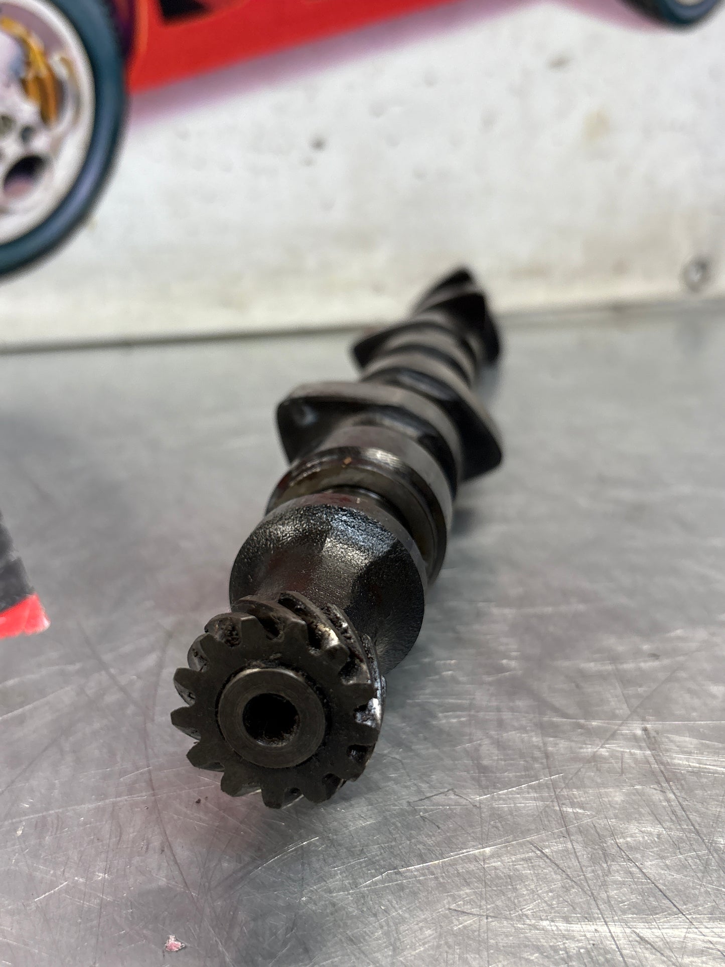 Porsche 924 / 924 Turbo chamshaft 046109021 used