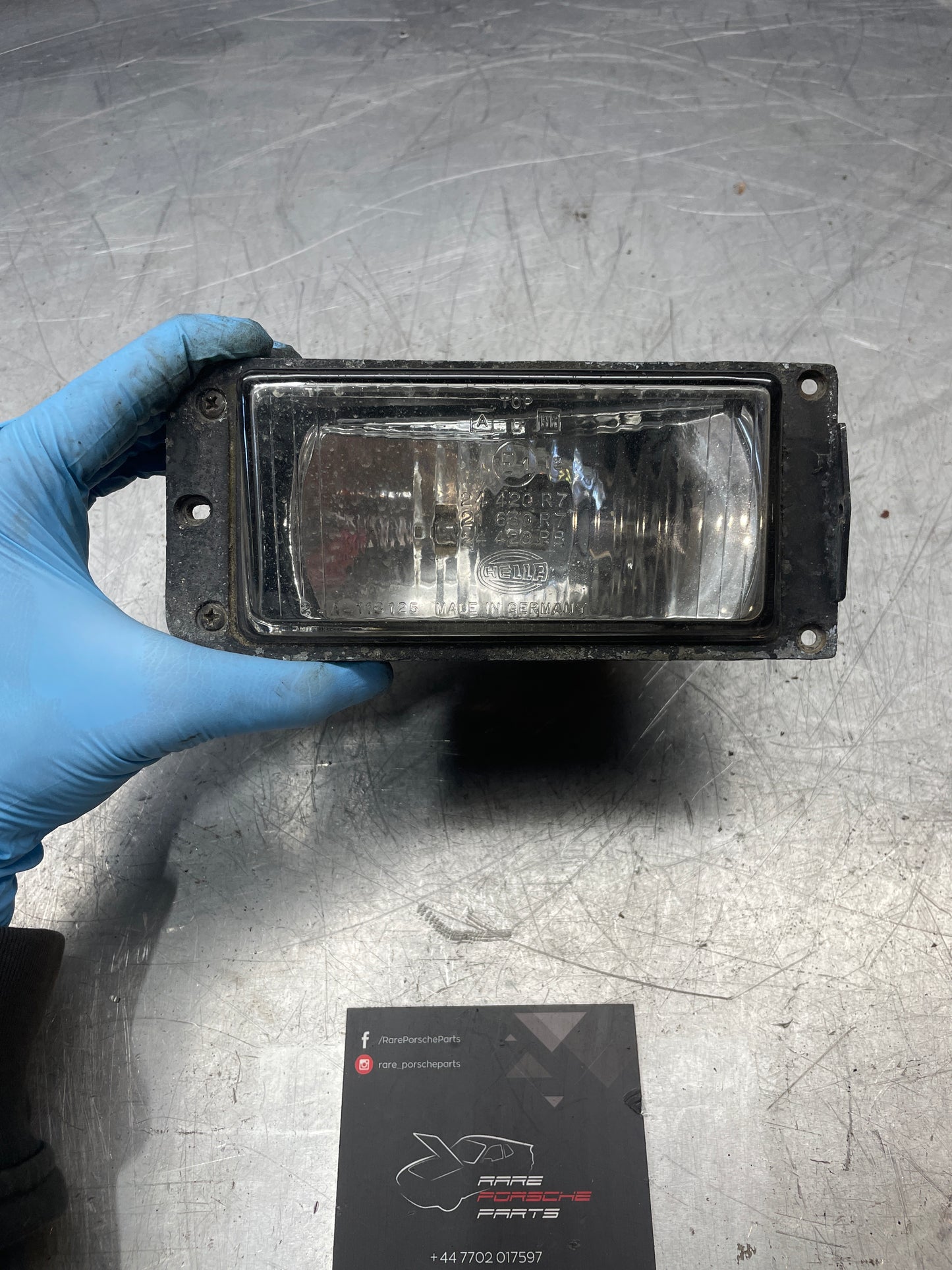 Porsche 924 Front left driving light, Used 24420R7 / 21630R7 / 24420R8