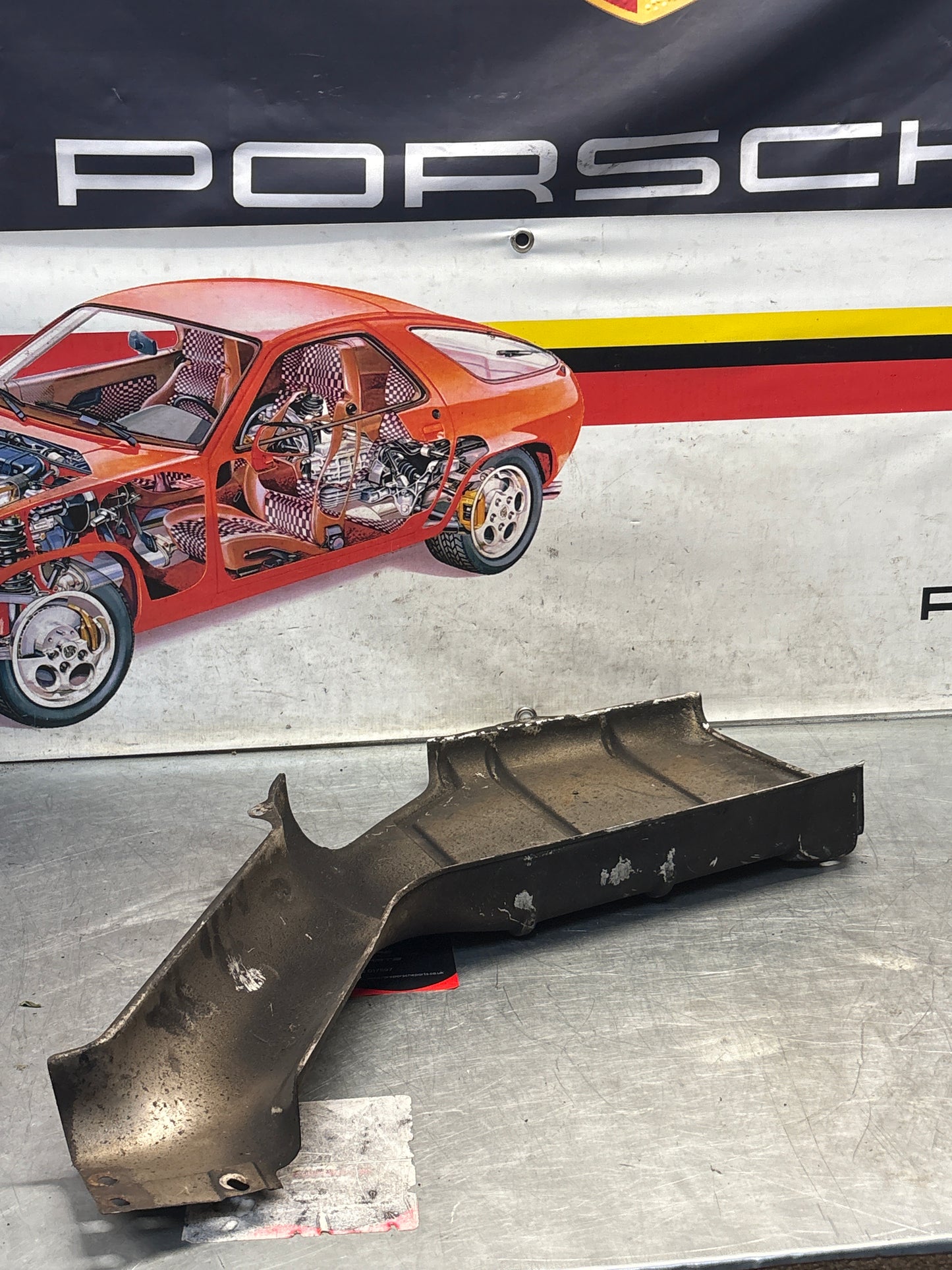 Porsche 928 heat shield protection plate 92850493104 Later type with ribs, used